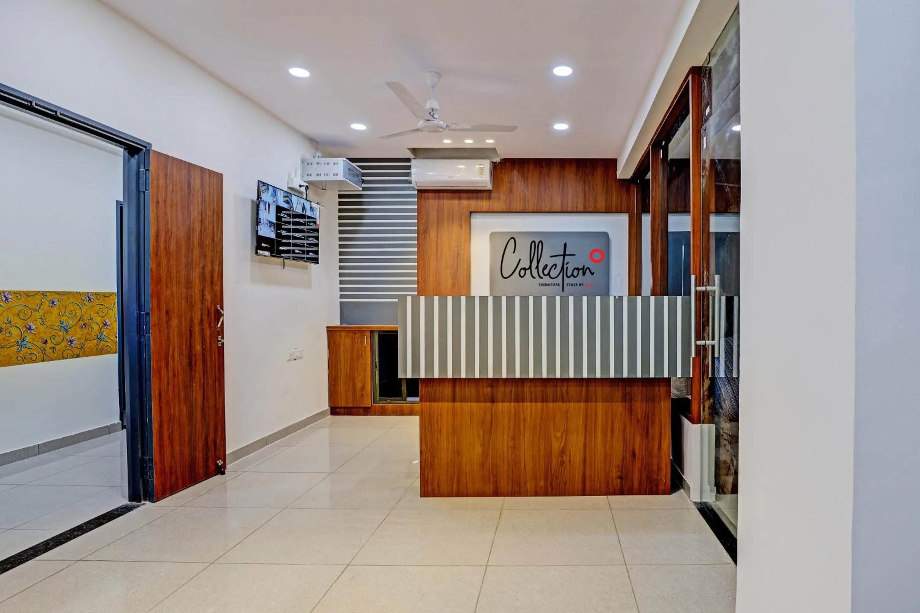 Lobby or reception in Collection O KANHA INN