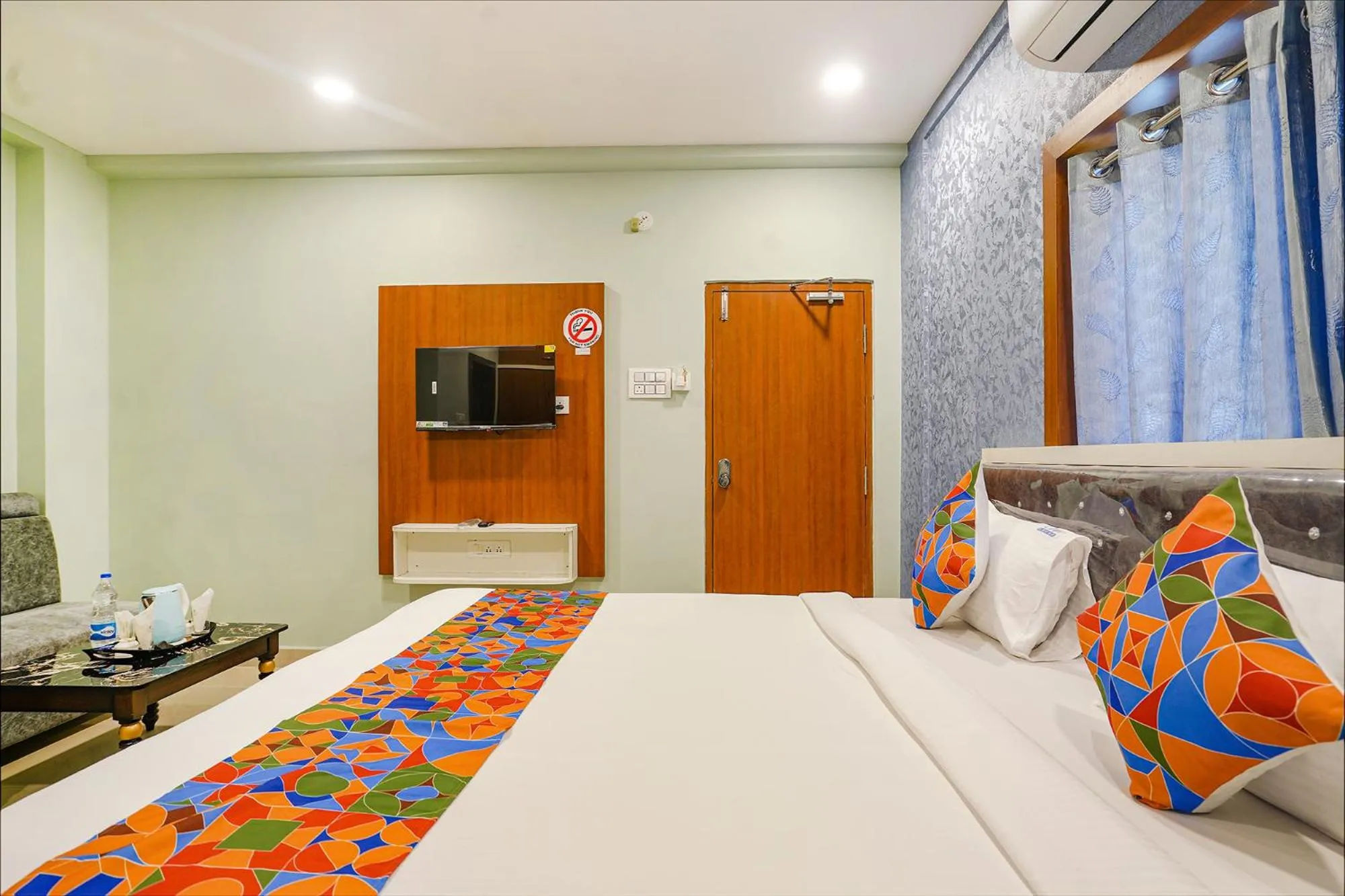 Bed in FH Lio7 Grand - Nr Wellness Hospital, Hastinapuram