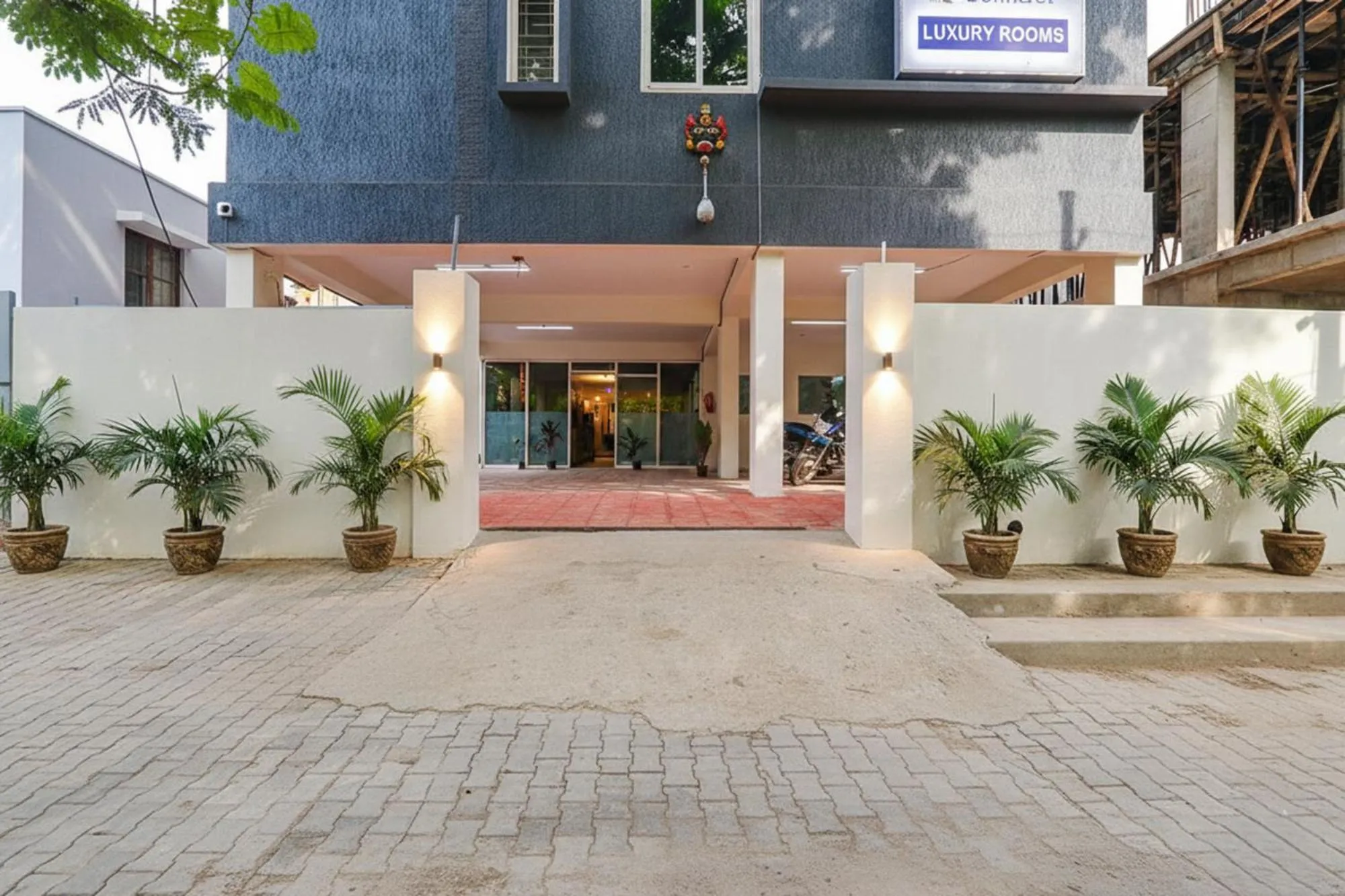 Facade/entrance in Via Dream Connect