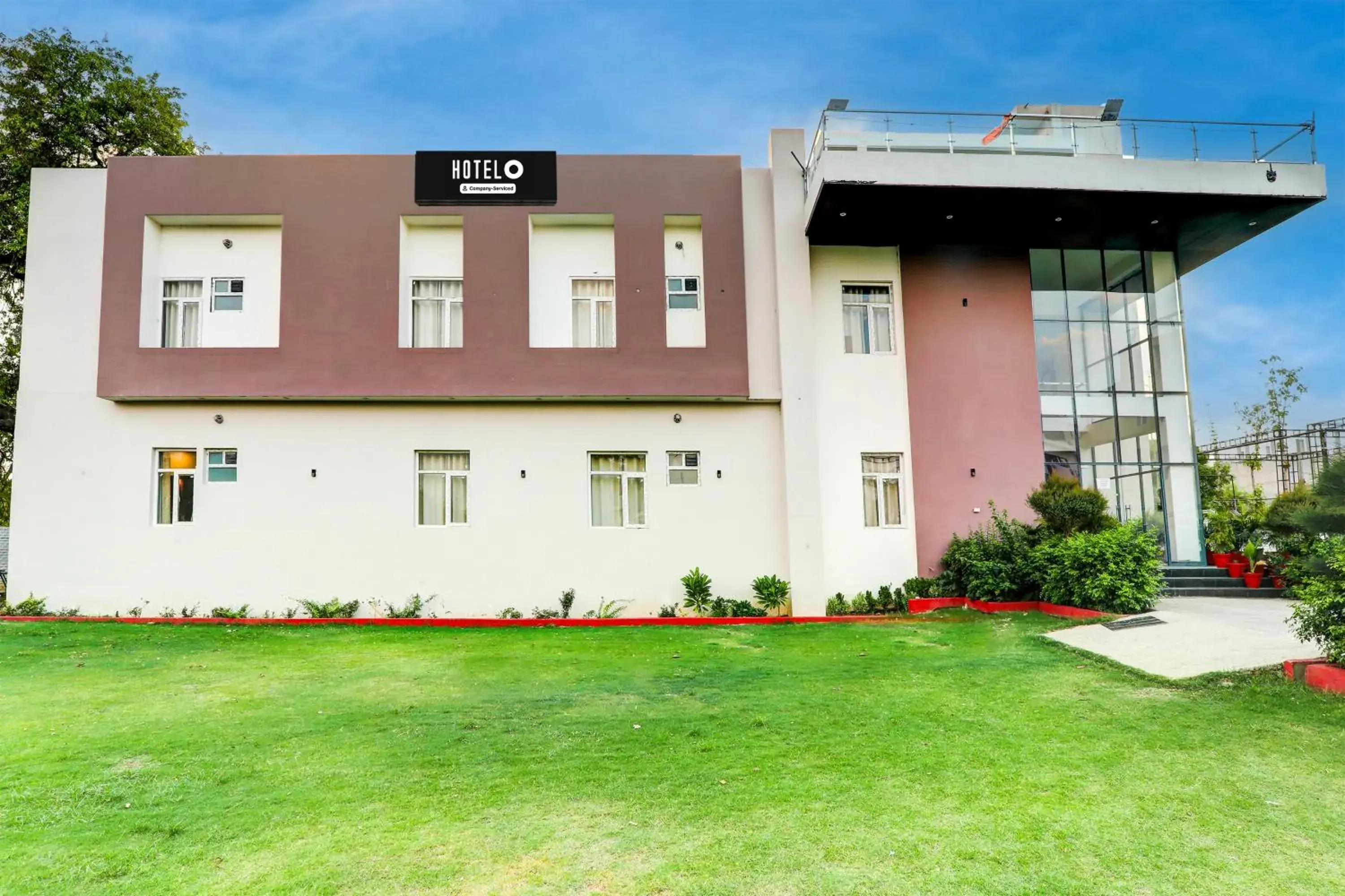 Collection O Malhaur Railway Station Collection O Malhaur Railway Station