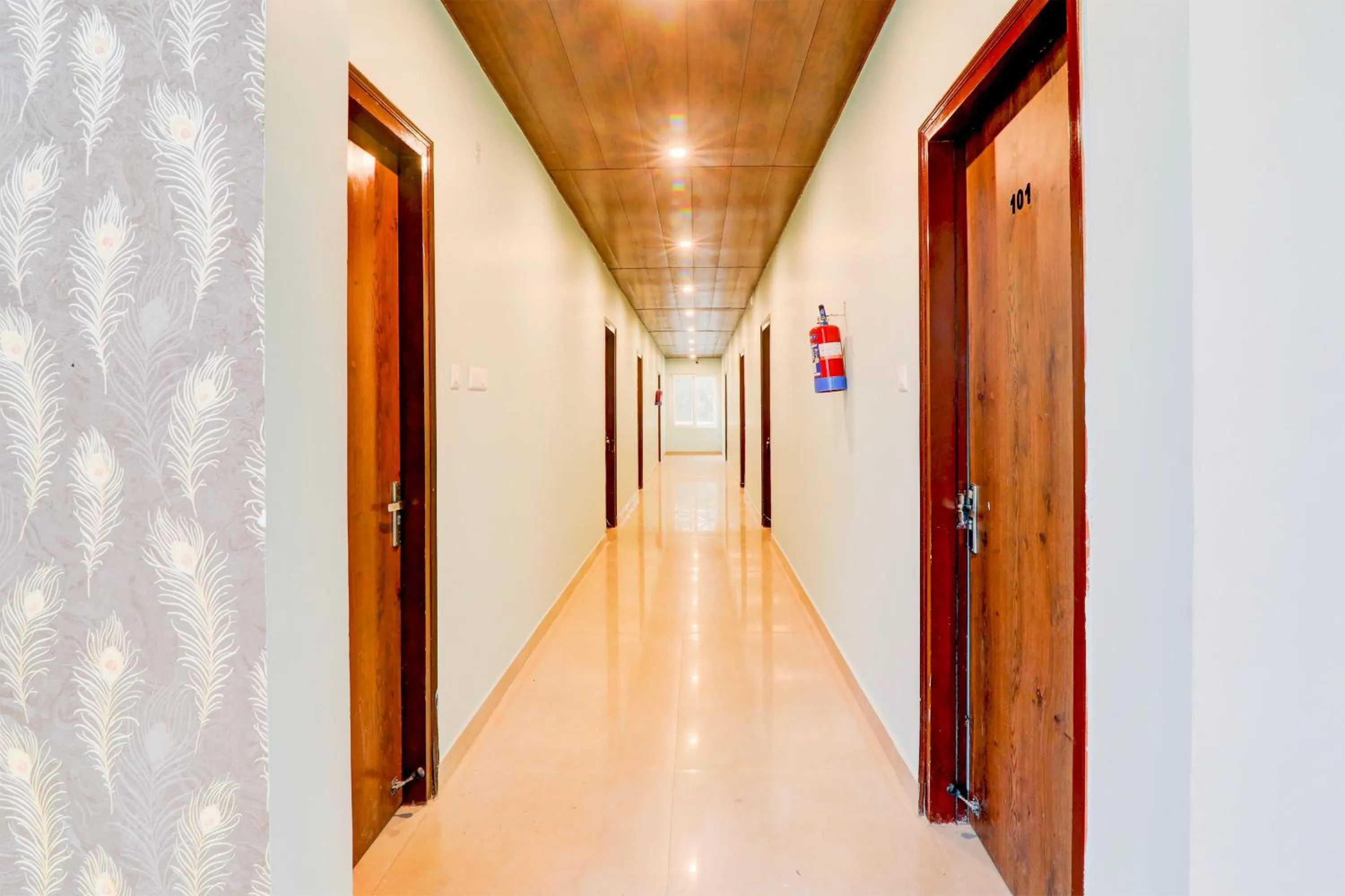 Lobby or reception in Super Hotel O Gomti Nagar Vigyan khand