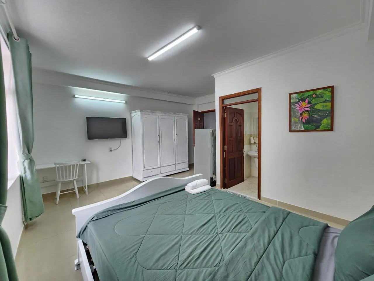 Photo of the whole room, Bed in LalaHouse Riverside Residence