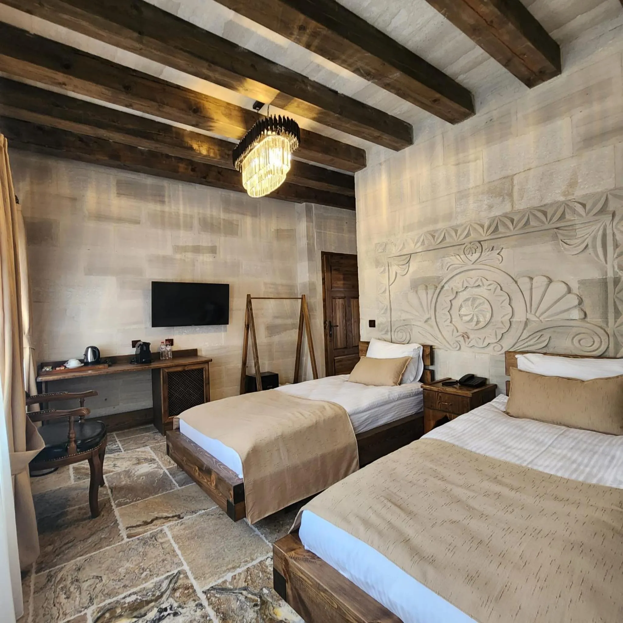 Bedroom in Noah's Ark Cave Hotel