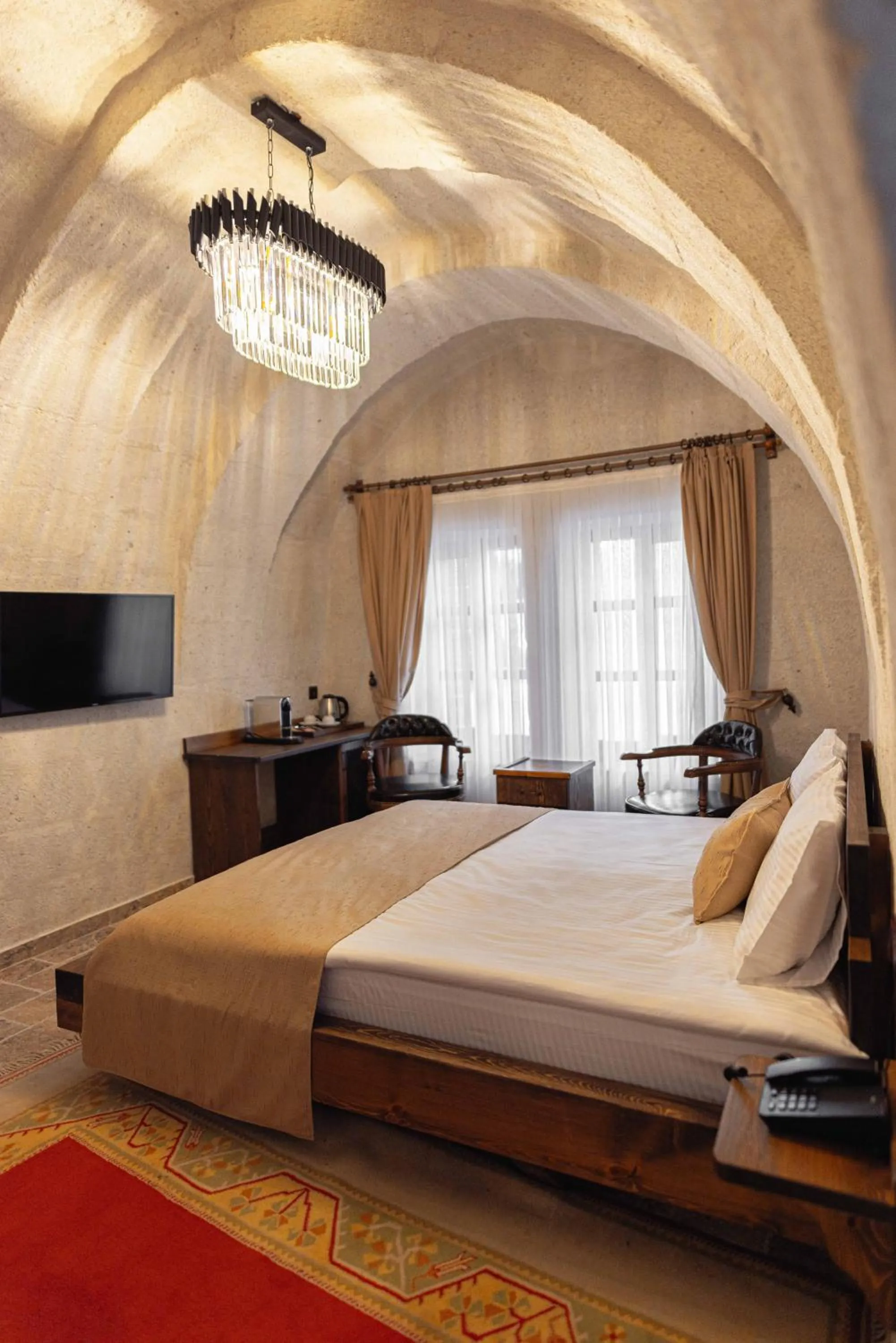 Bed in Noah's Ark Cave Hotel