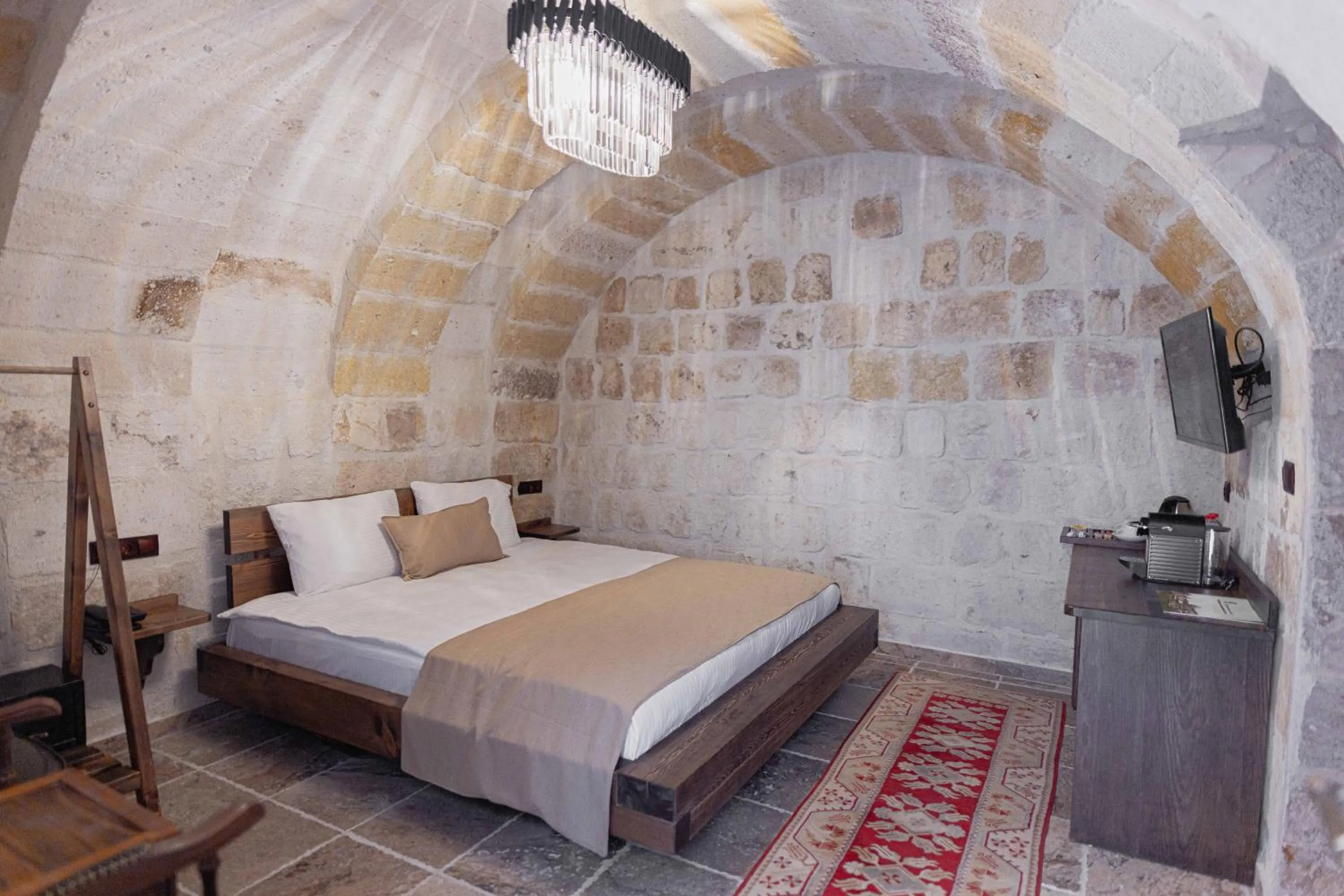 Bed in Noah's Ark Cave Hotel