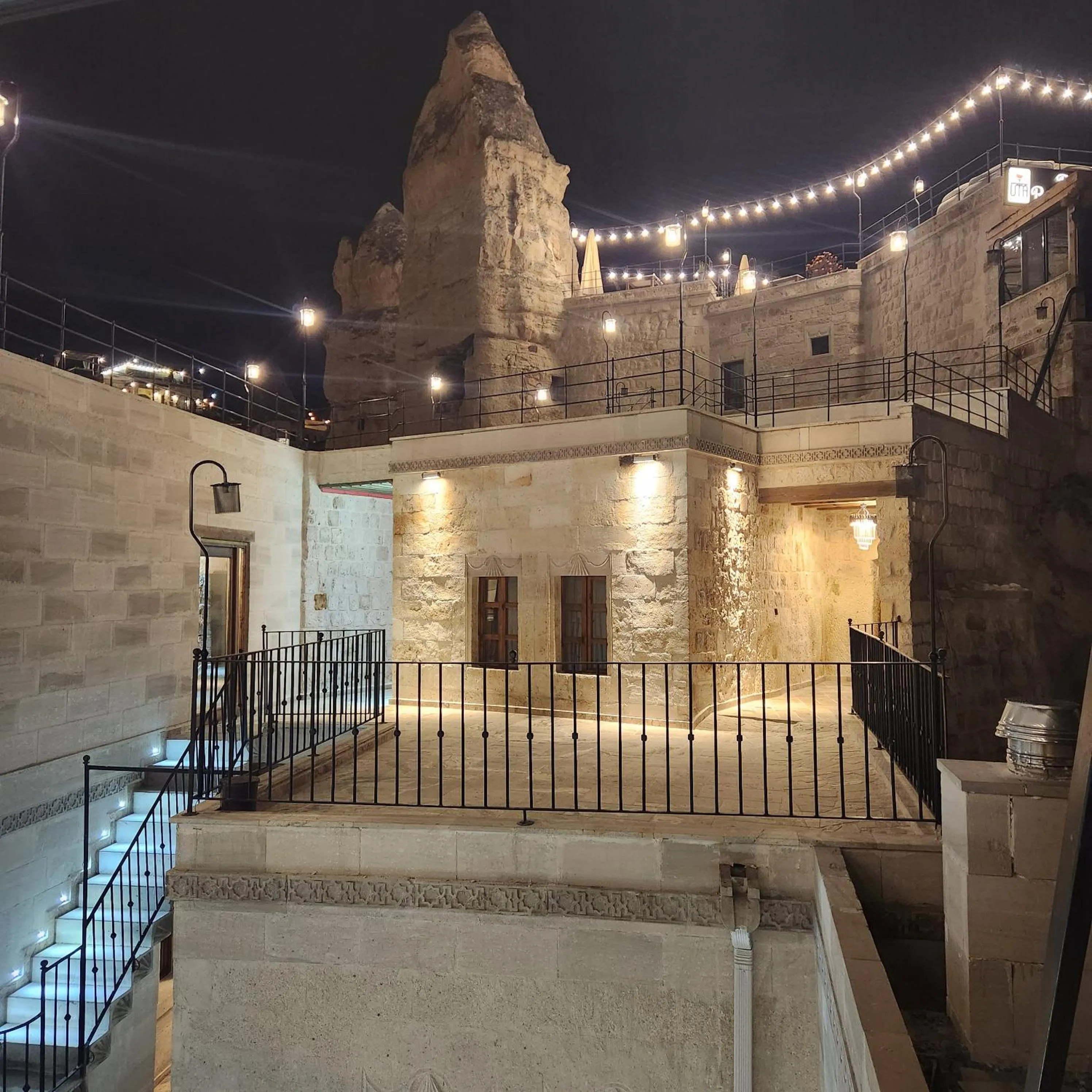 Night in Noah's Ark Cave Hotel