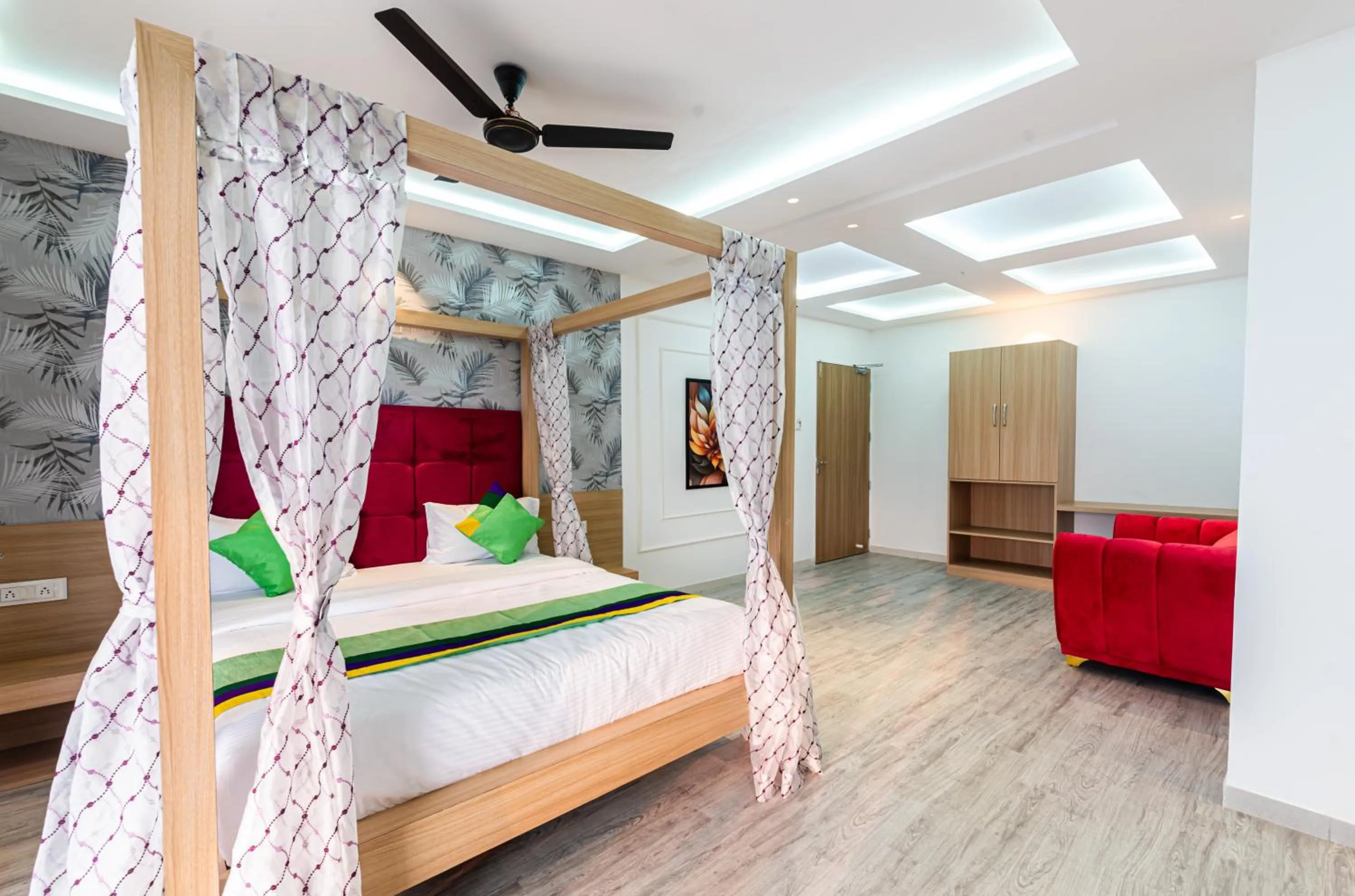 Bedroom, Bed in Treebo Cocostay, Hadapsar