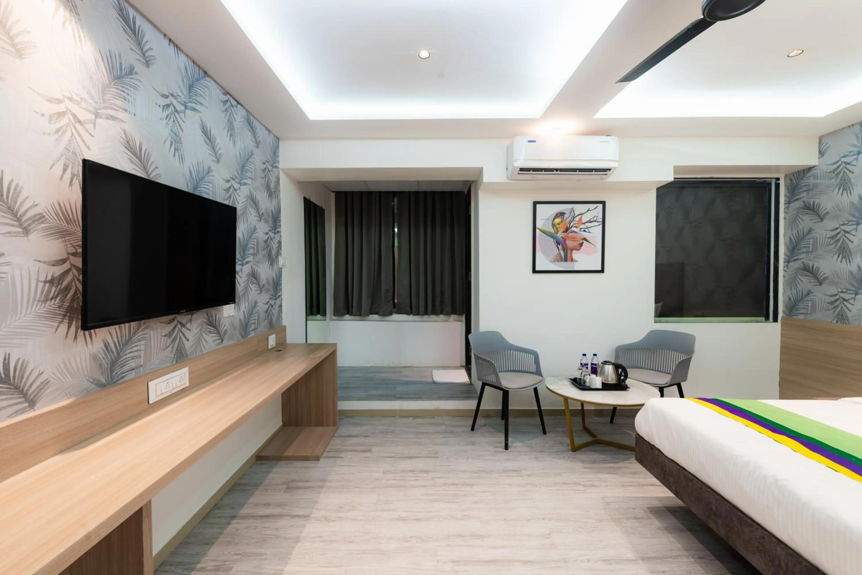 Bed in Treebo Cocostay, Hadapsar