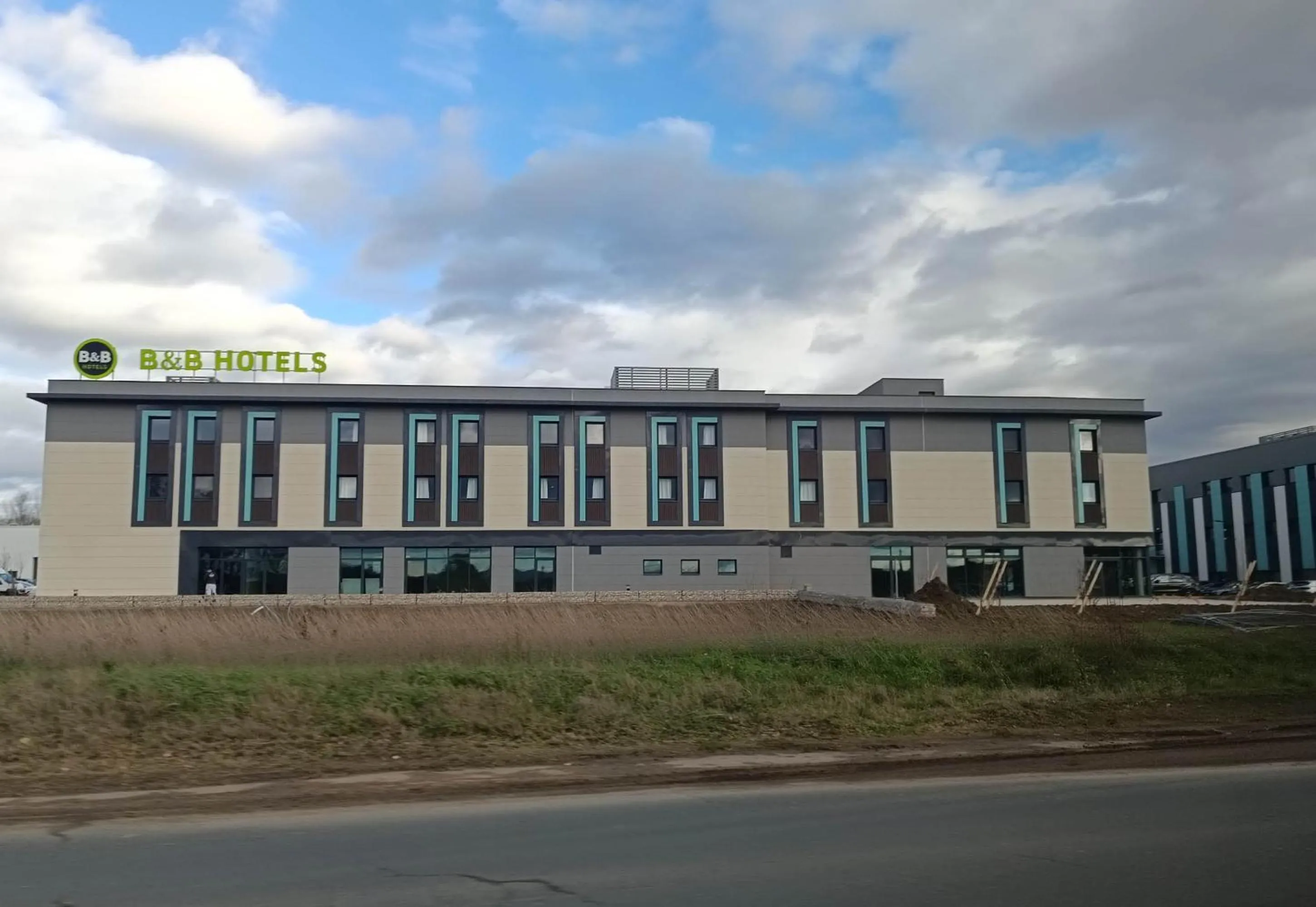 Property building in B&B HOTEL Massieux Genay