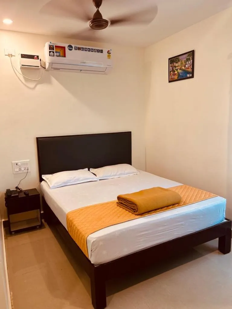 Photo of the whole room, Bed in Hotel Sitar Grand