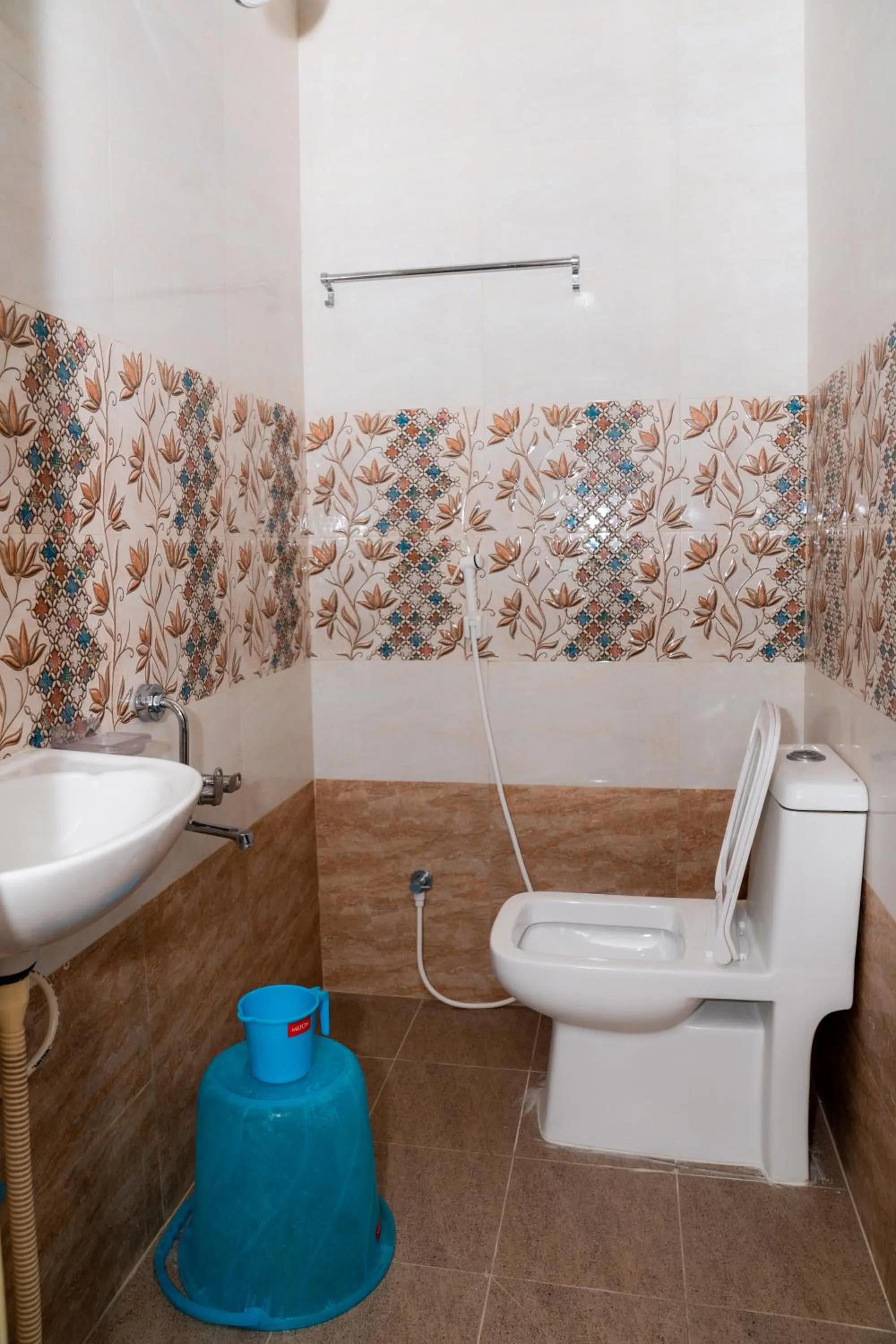 Bathroom in Hotel Sitar Grand