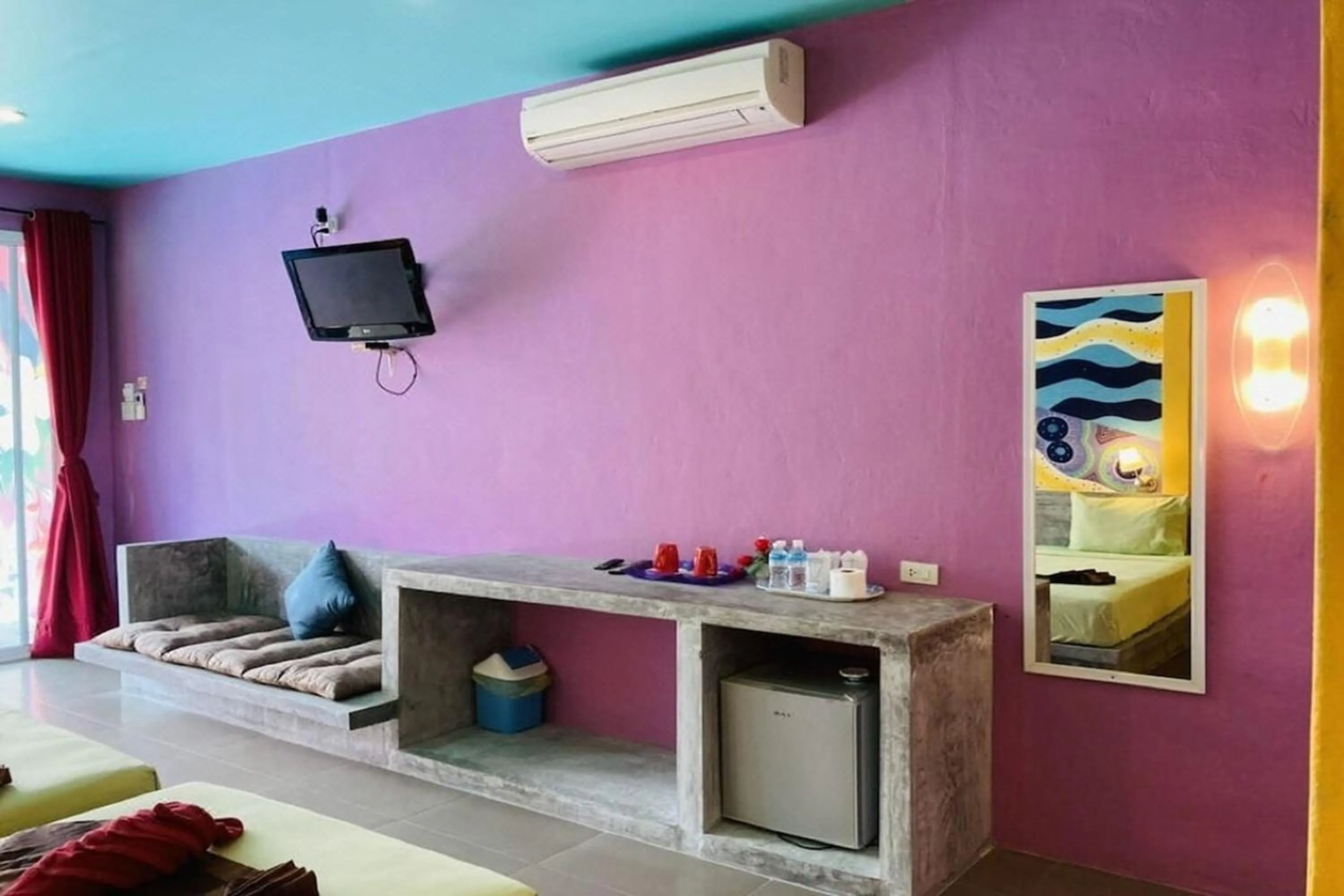 TV and multimedia in Chaba Bungalows