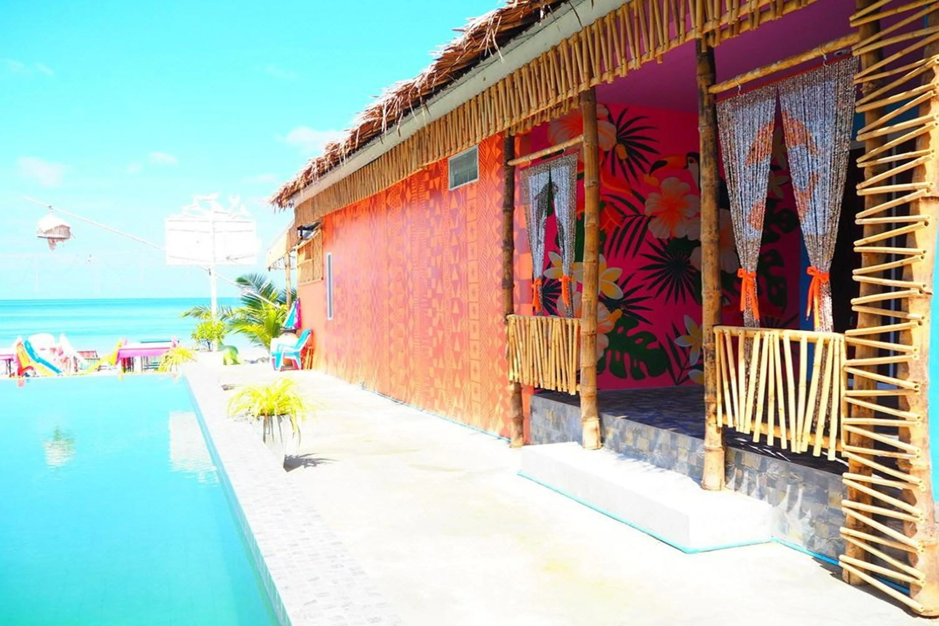 Swimming pool in Chaba Bungalows