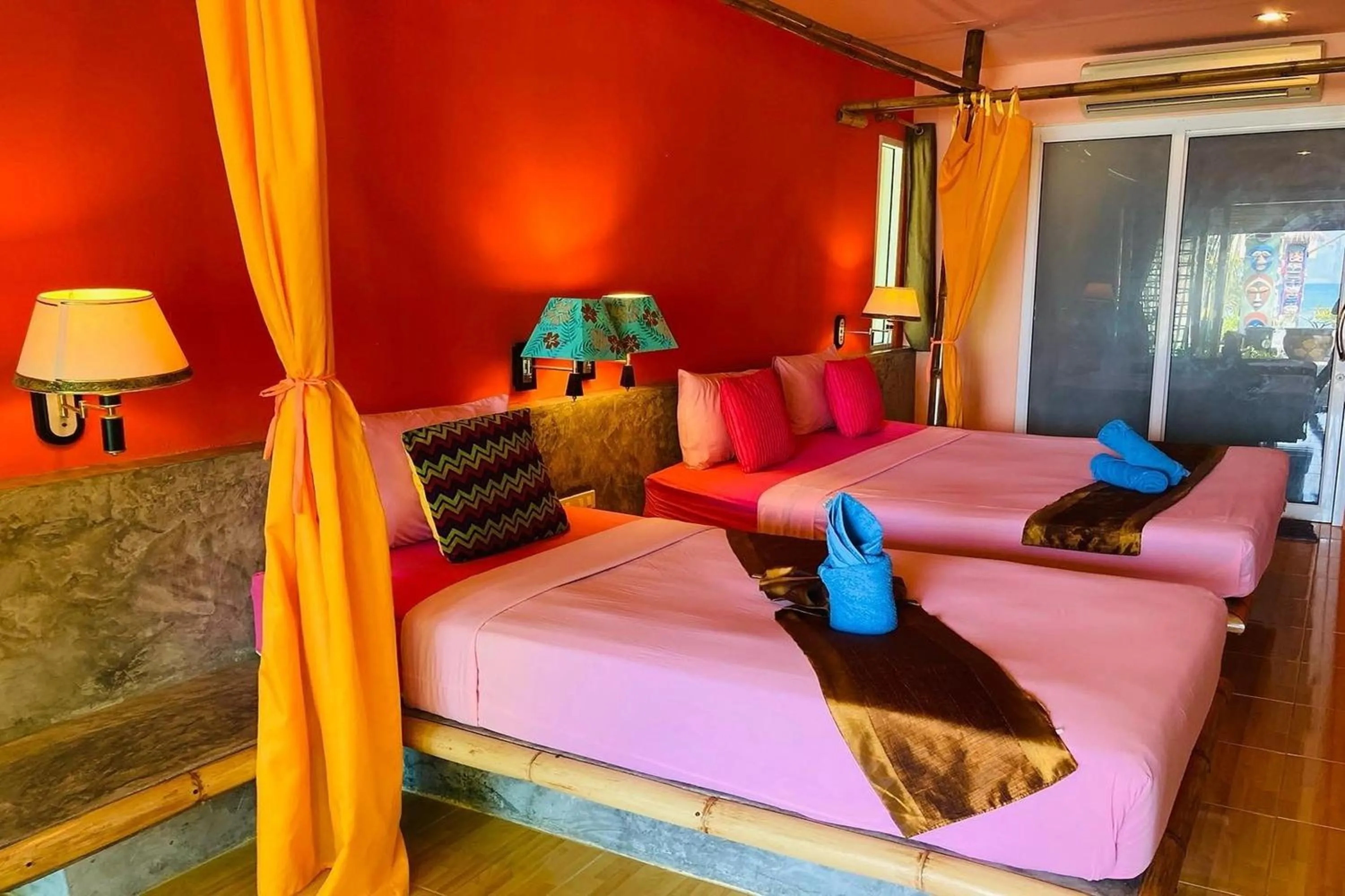 Bed in Chaba Bungalows