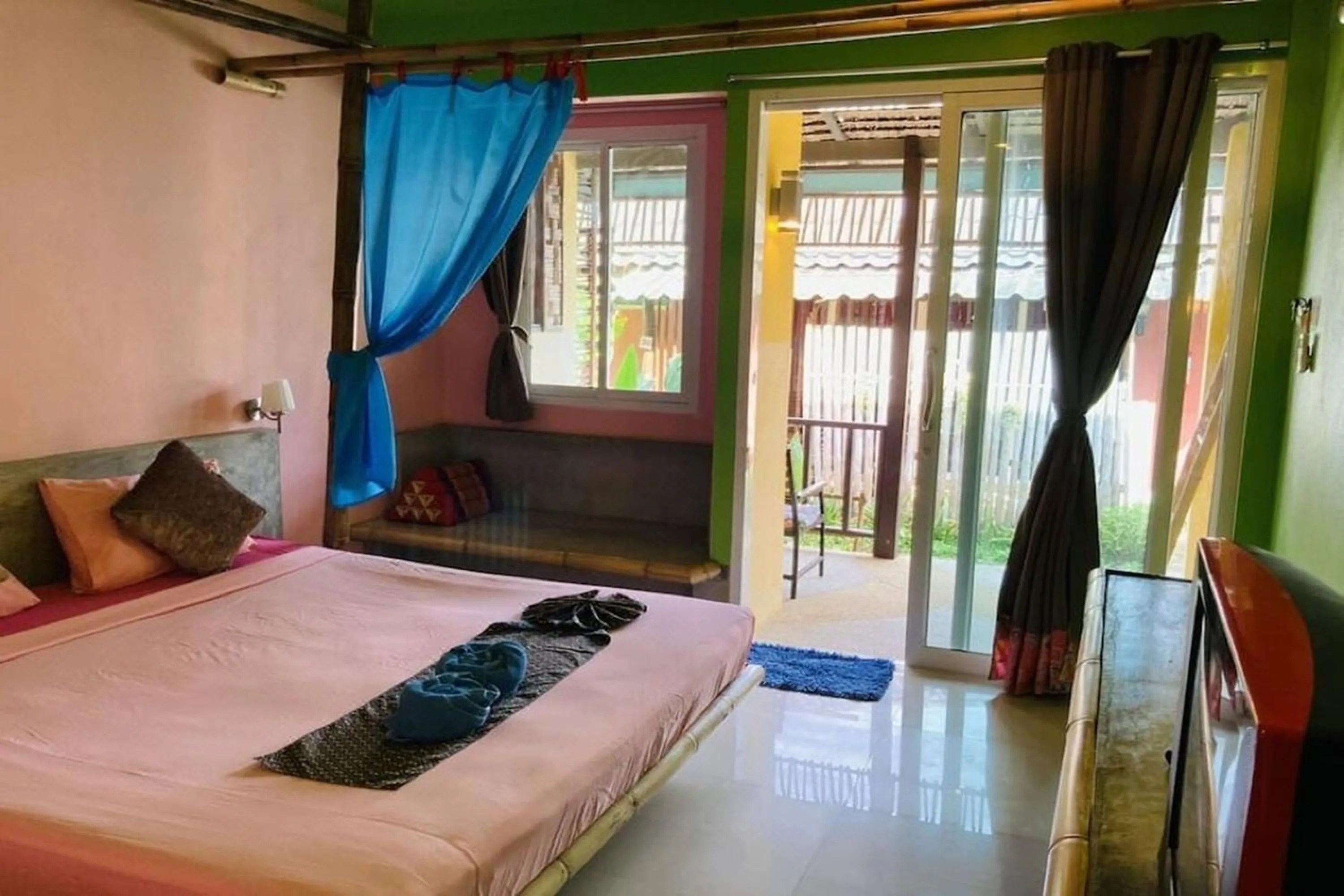 Bed in Chaba Bungalows