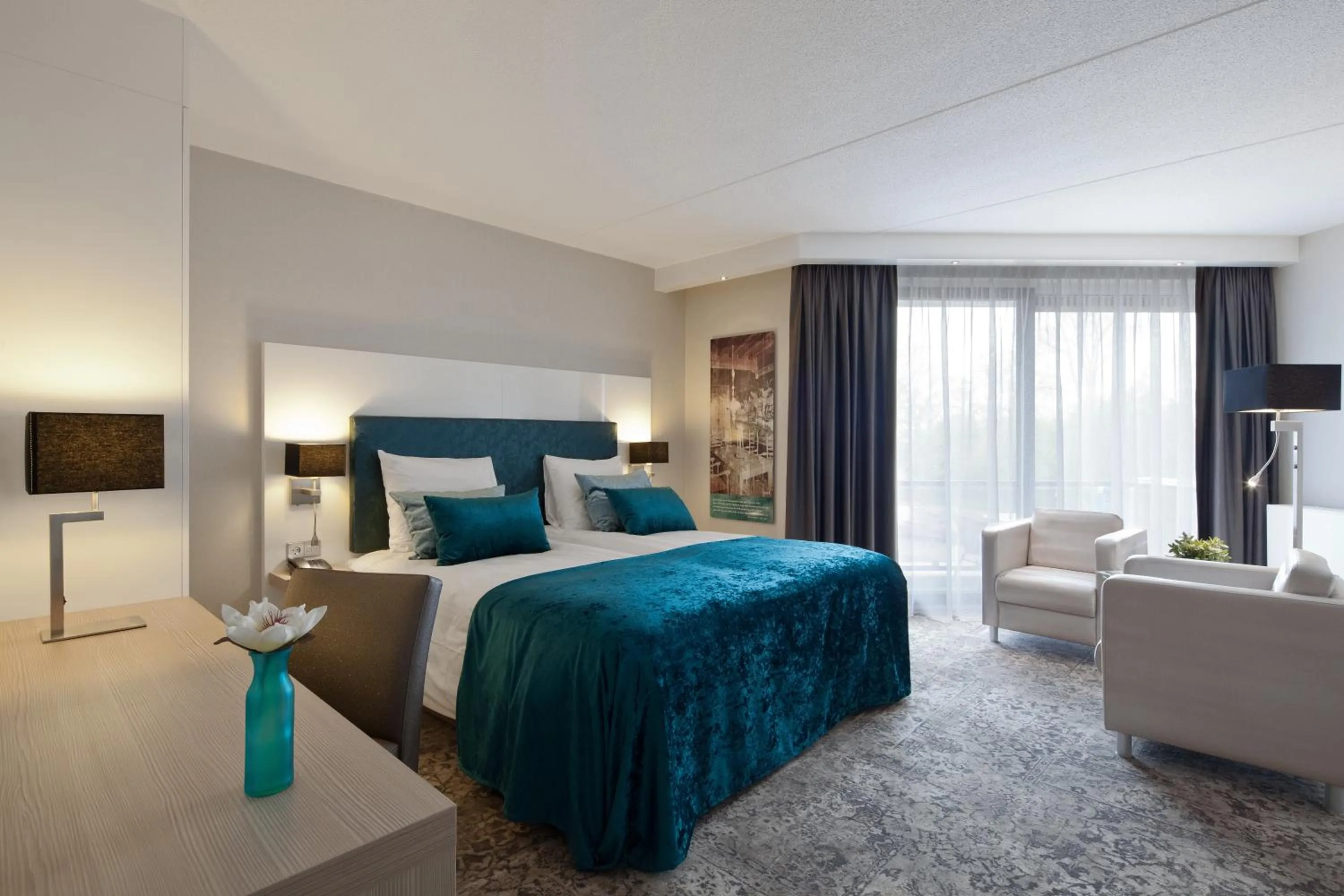 Photo of the whole room, Bed in Van der Valk Hotel Leiden