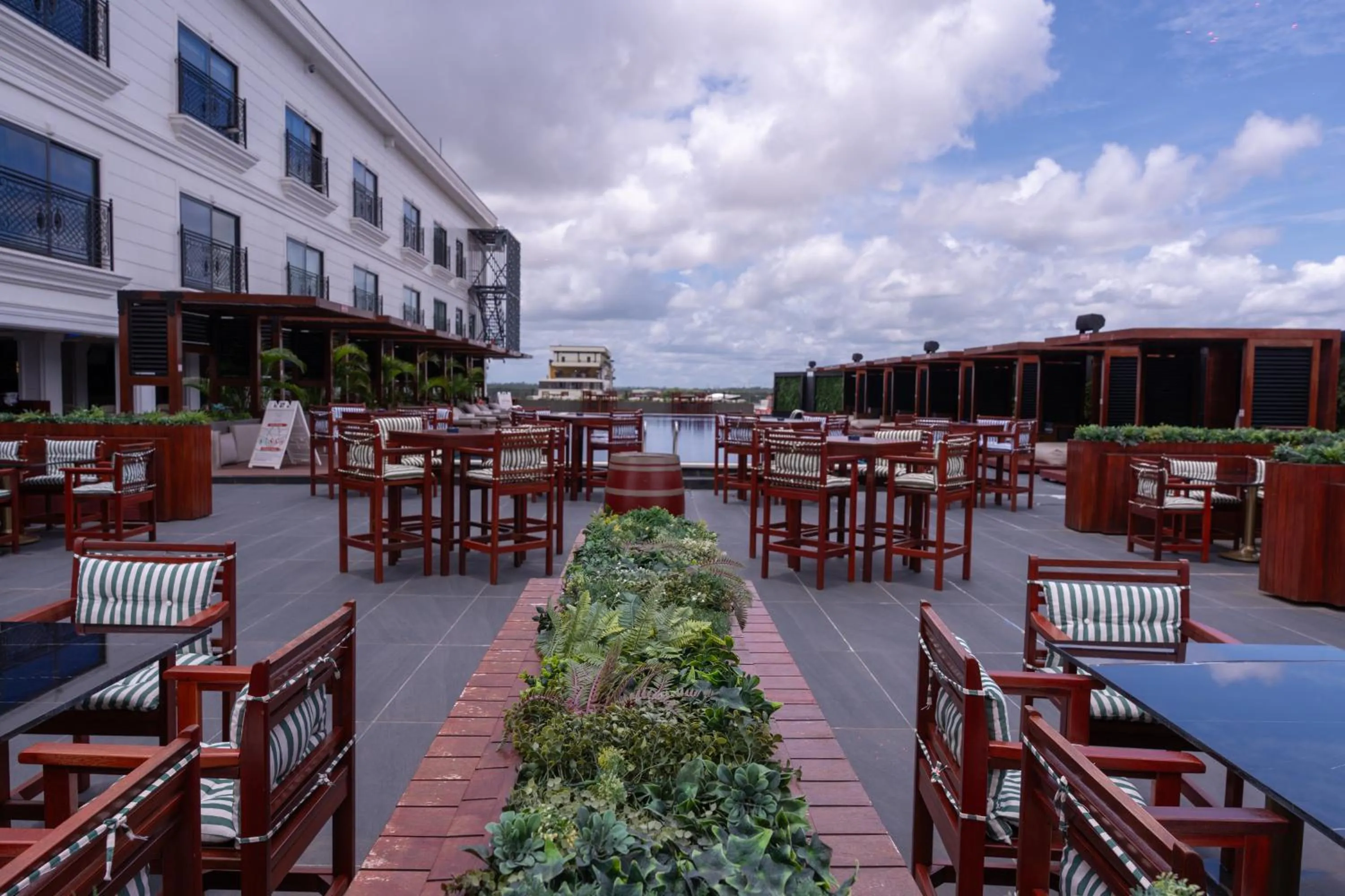 Restaurant/places to eat in Yogh Hospitality