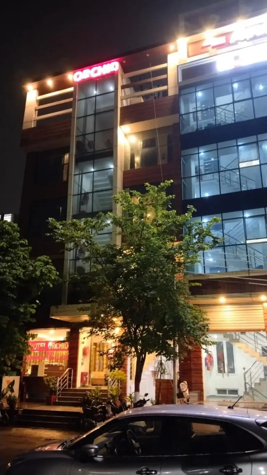 Property Building in Hotel Orchid Property Building in Hotel Orchid