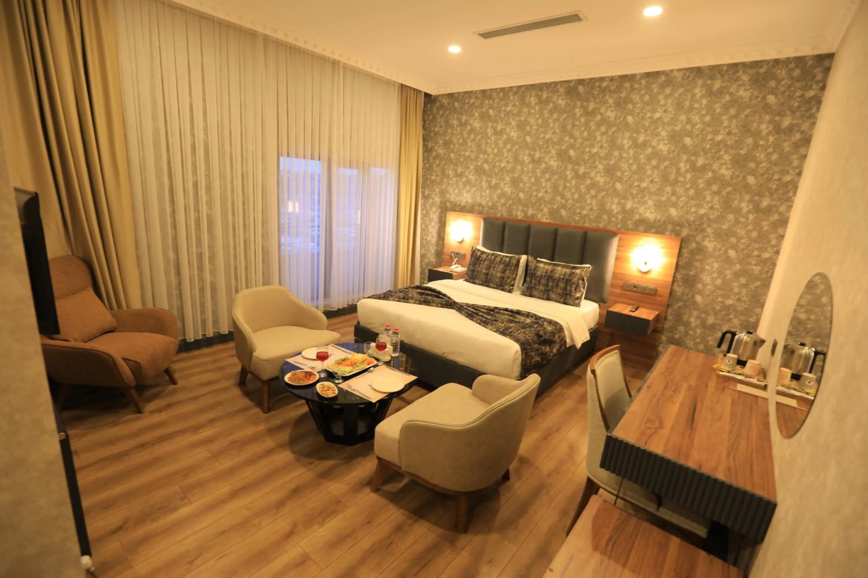 Photo of the whole room, Bed in Elite World GO Van Edremit