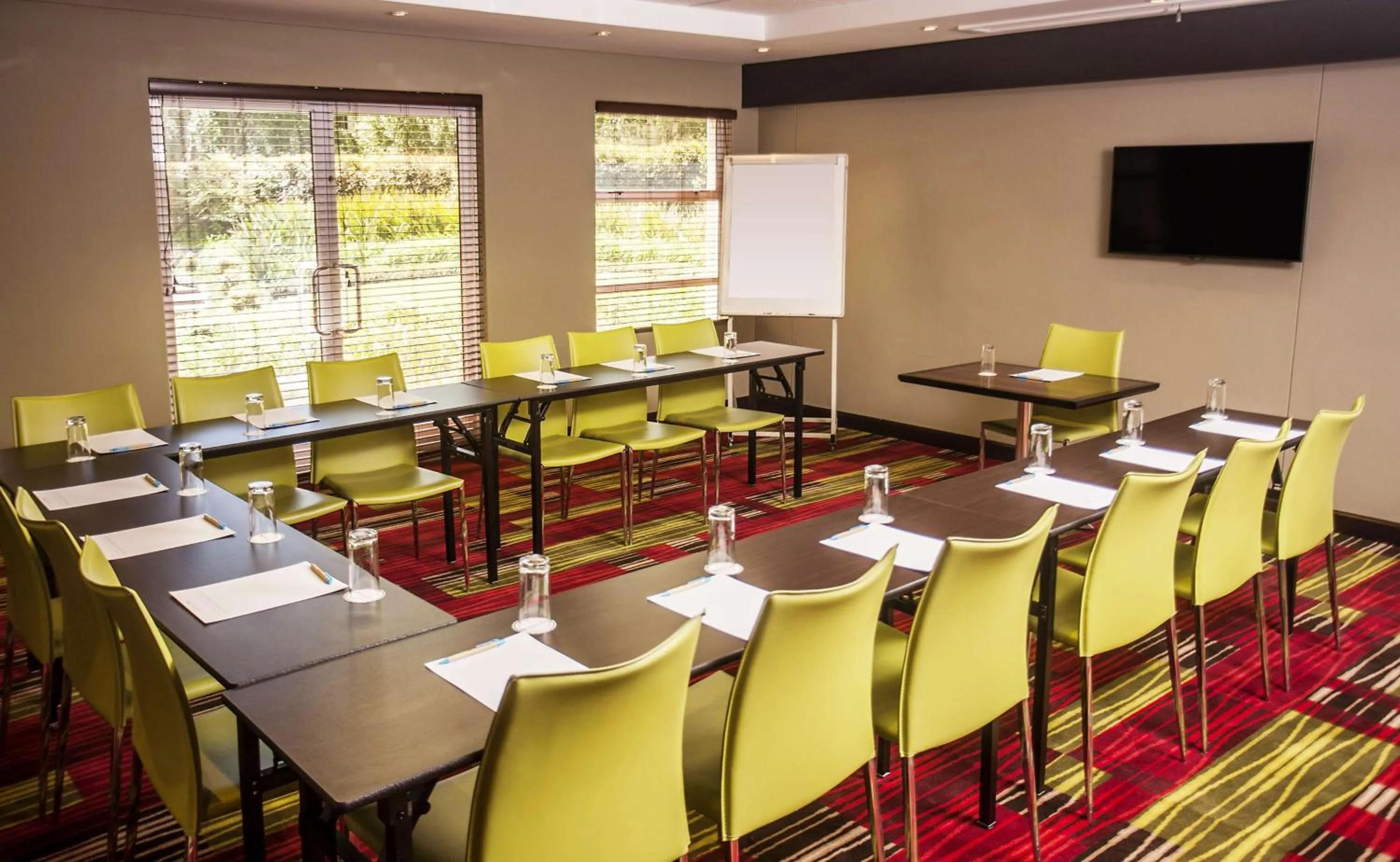 Meeting/conference room in StayEasy Eastgate
