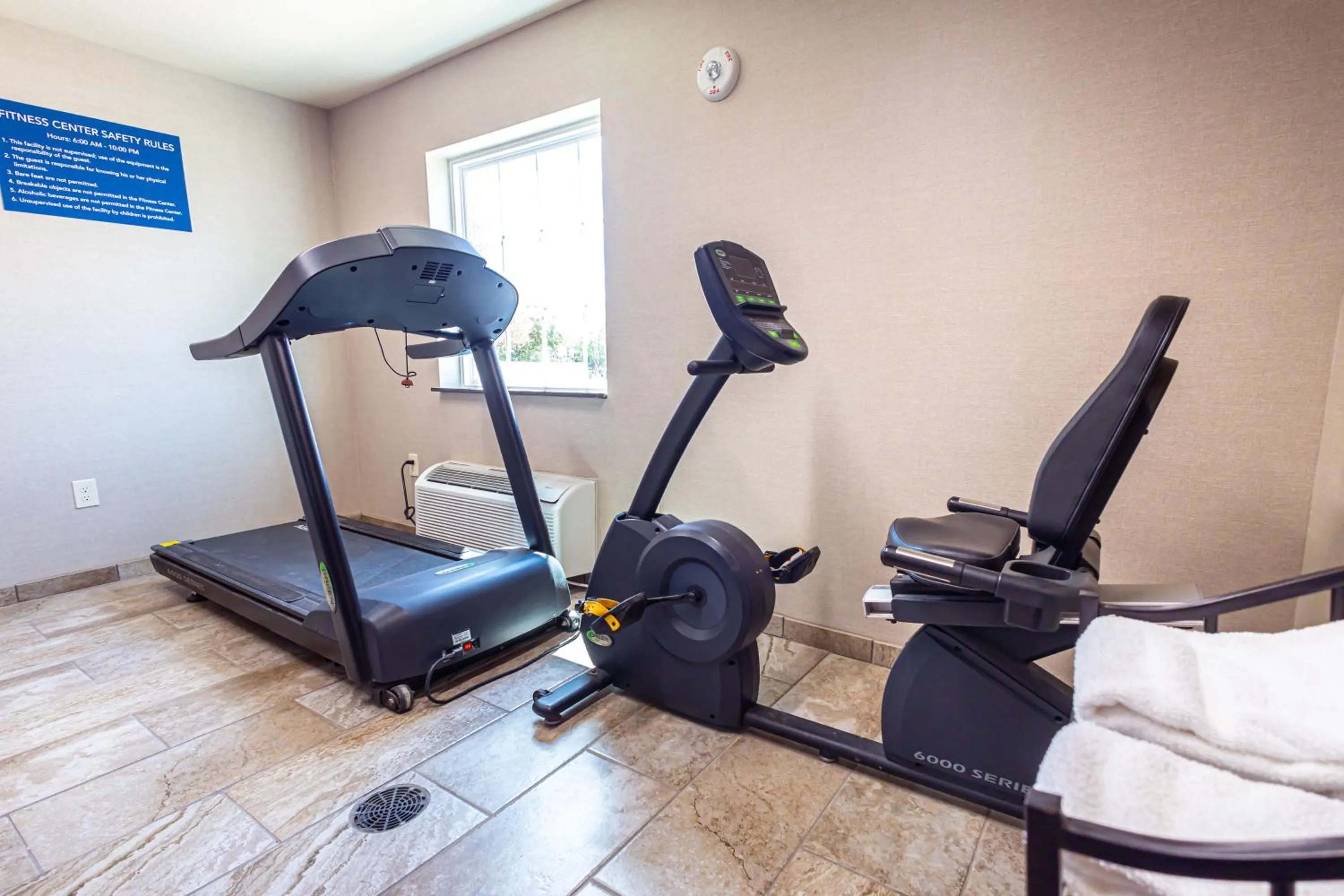 Fitness centre/facilities in Cobblestone Inn & Suites - Big Lake