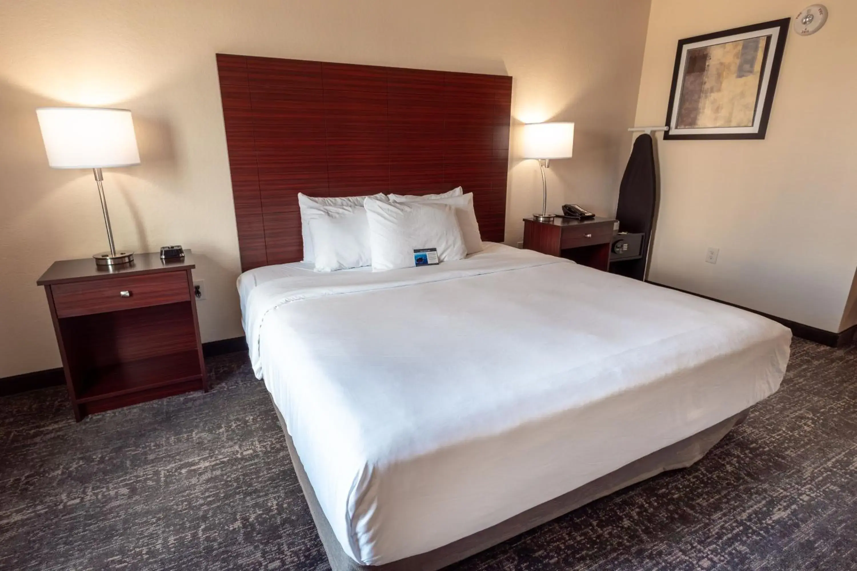 King Room - Disability Access in Cobblestone Inn & Suites - Big Lake King Room - Disability Access in Cobblestone Inn & Suites - Big Lake