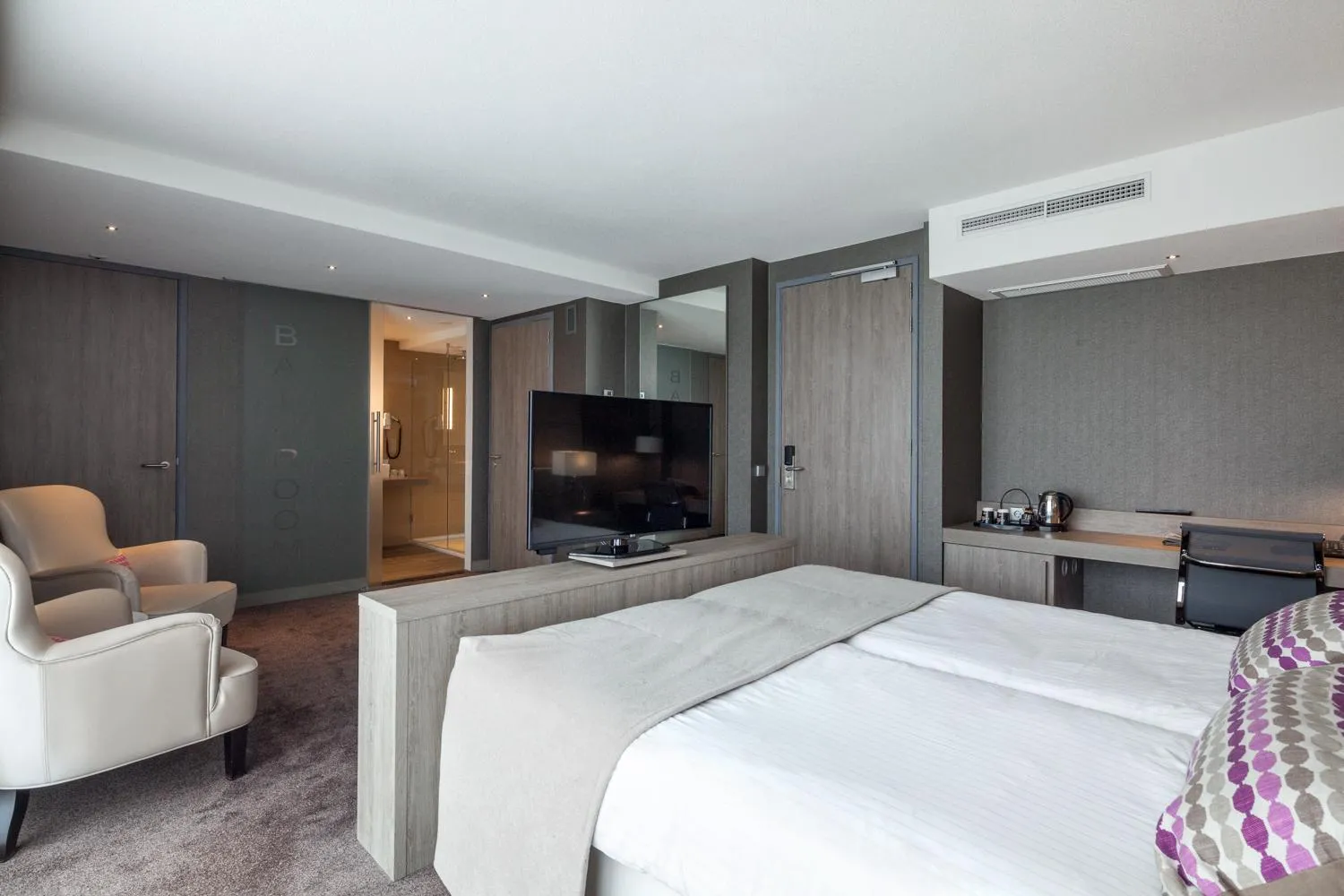 Bedroom, Bed in Van der Valk Hotel Haarlem