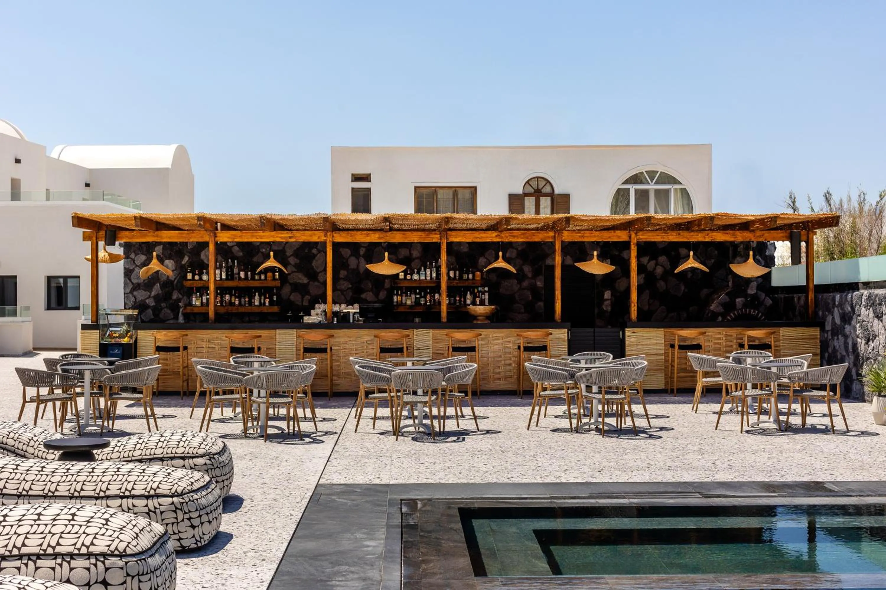 Restaurant/places to eat in Santo Mangata Boutique Hotel and Spa