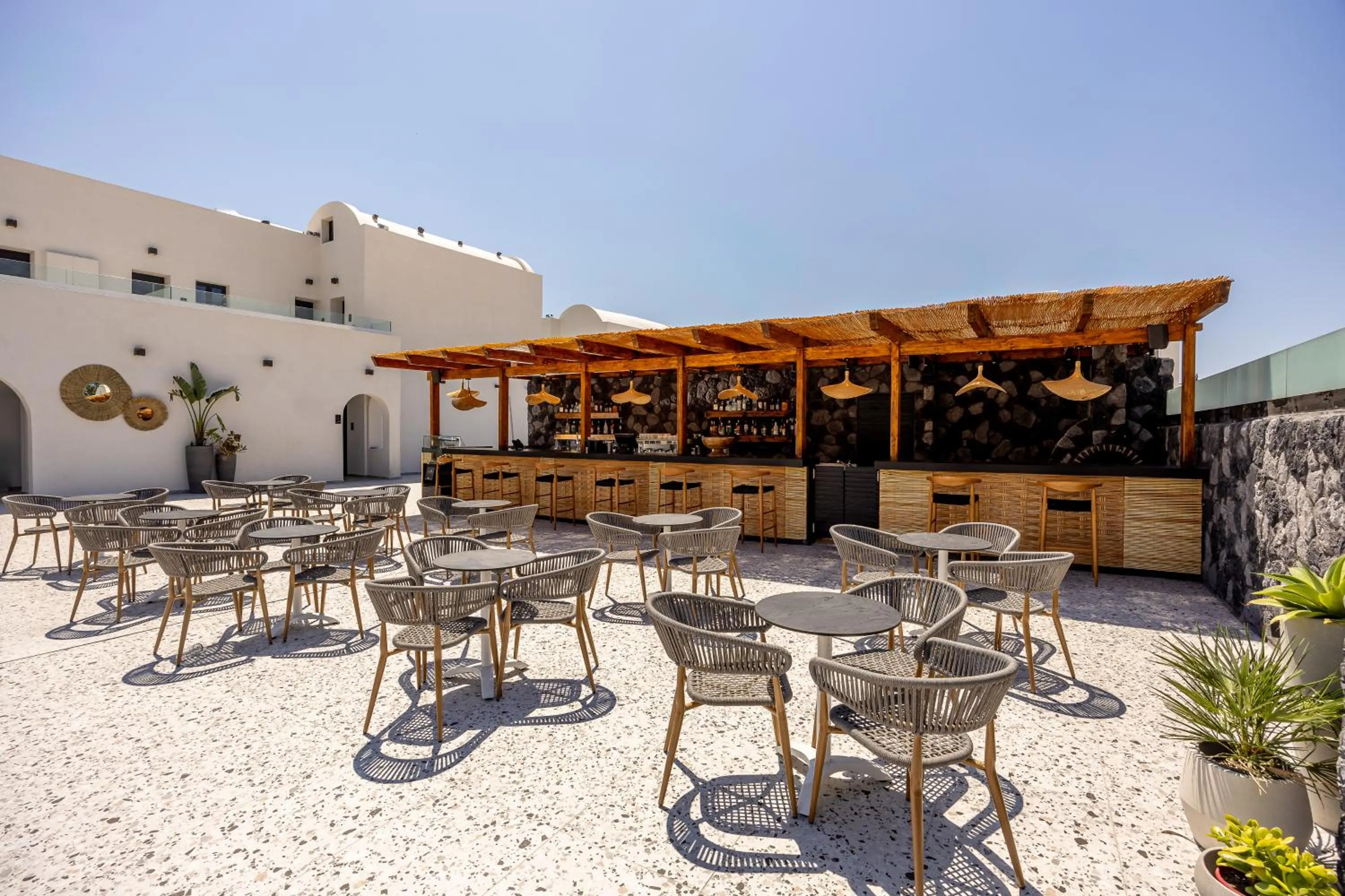 Restaurant/places to eat in Santo Mangata Boutique Hotel and Spa