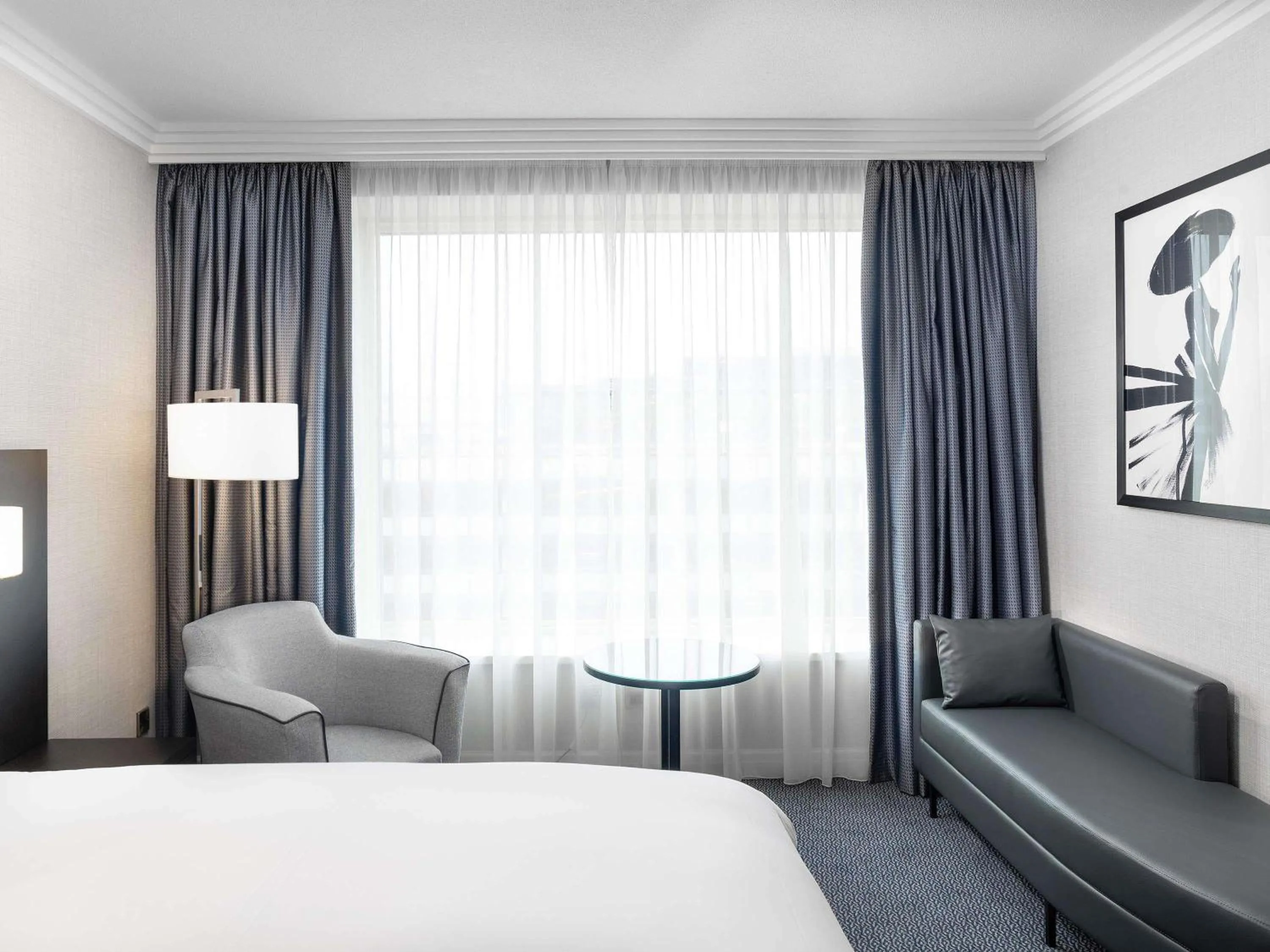 Bedroom, Bed in Sofitel London Gatwick