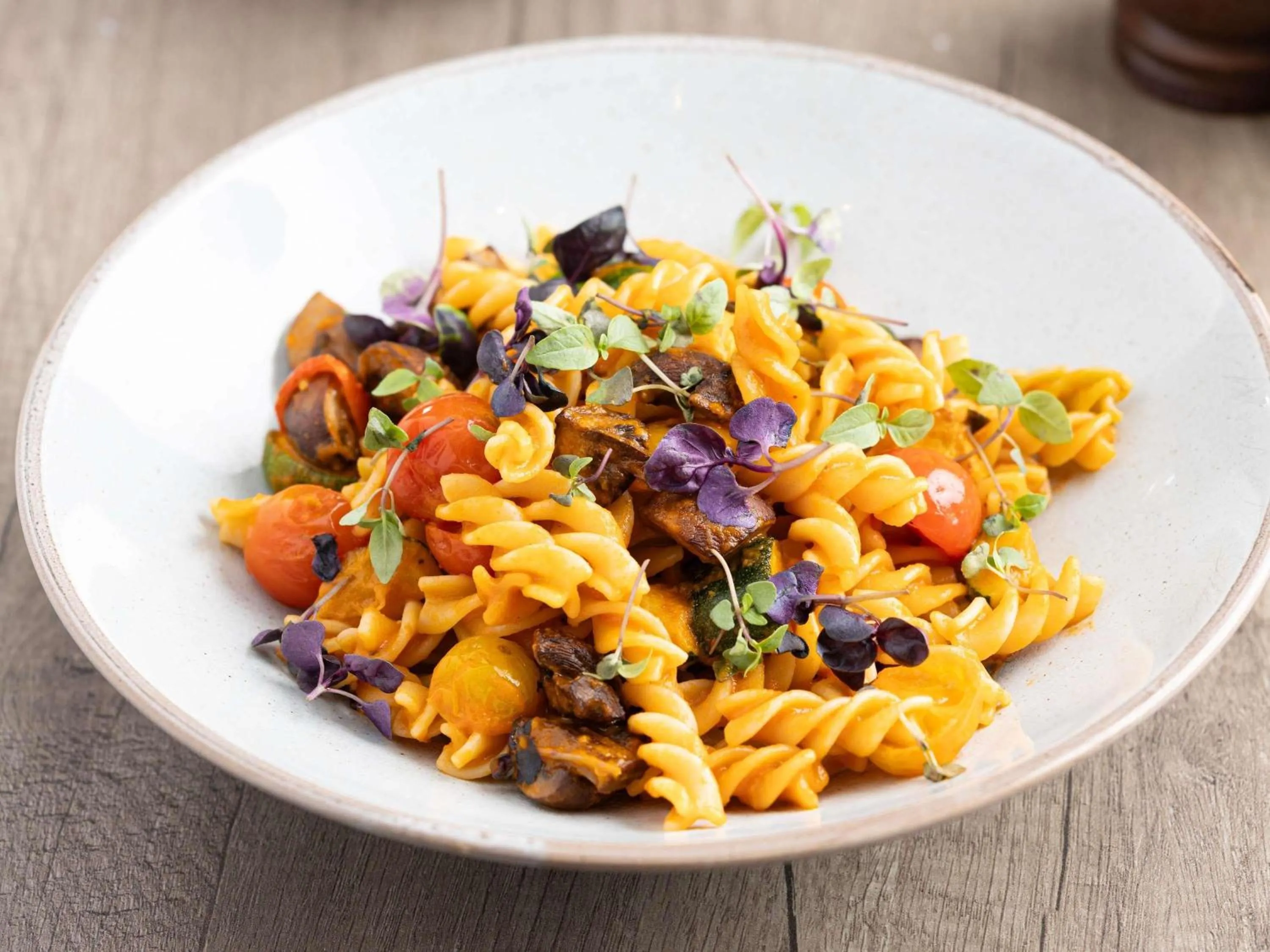 Restaurant/places to eat in Sofitel London Gatwick