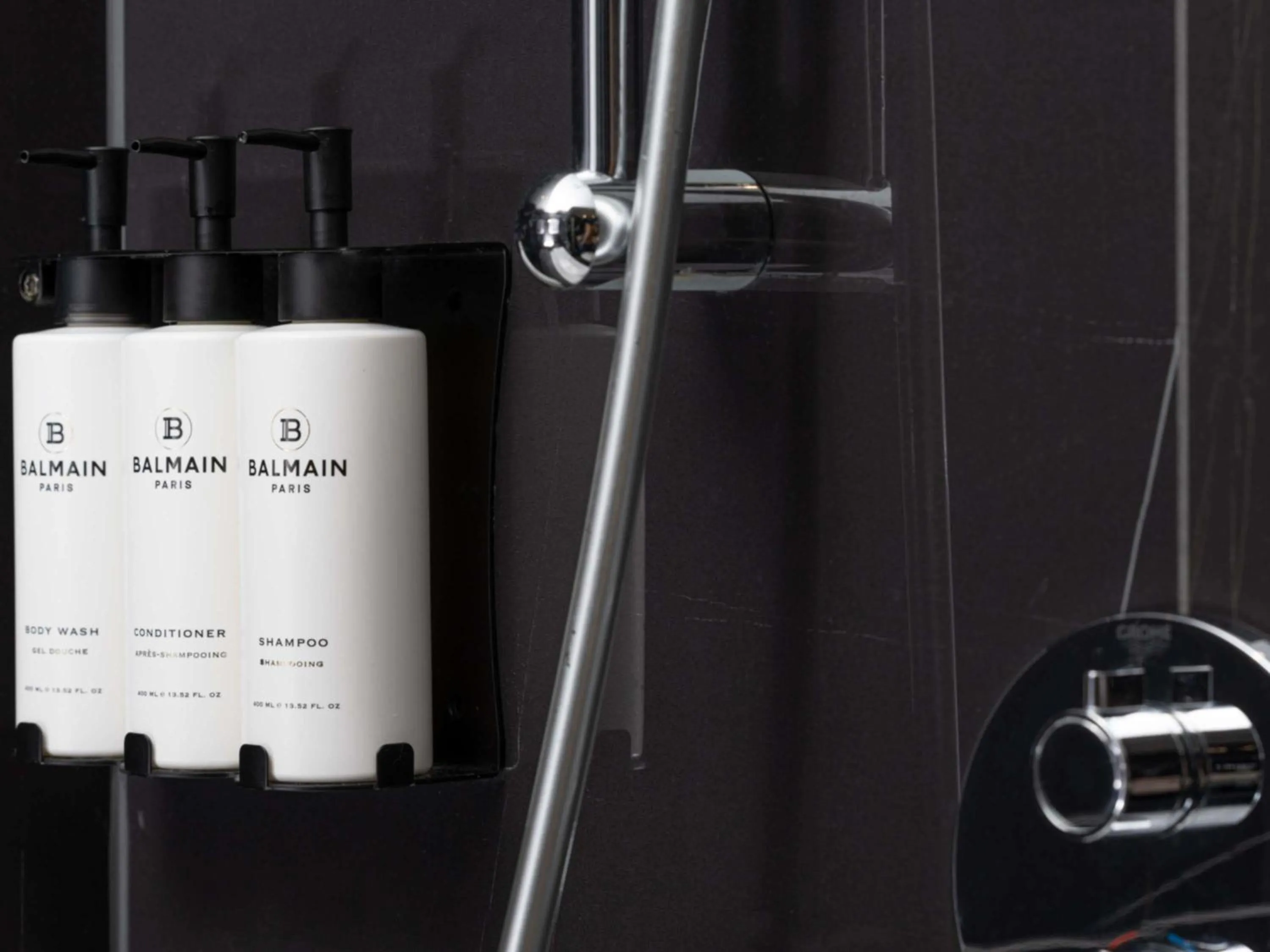 Bedroom in Sofitel London Gatwick