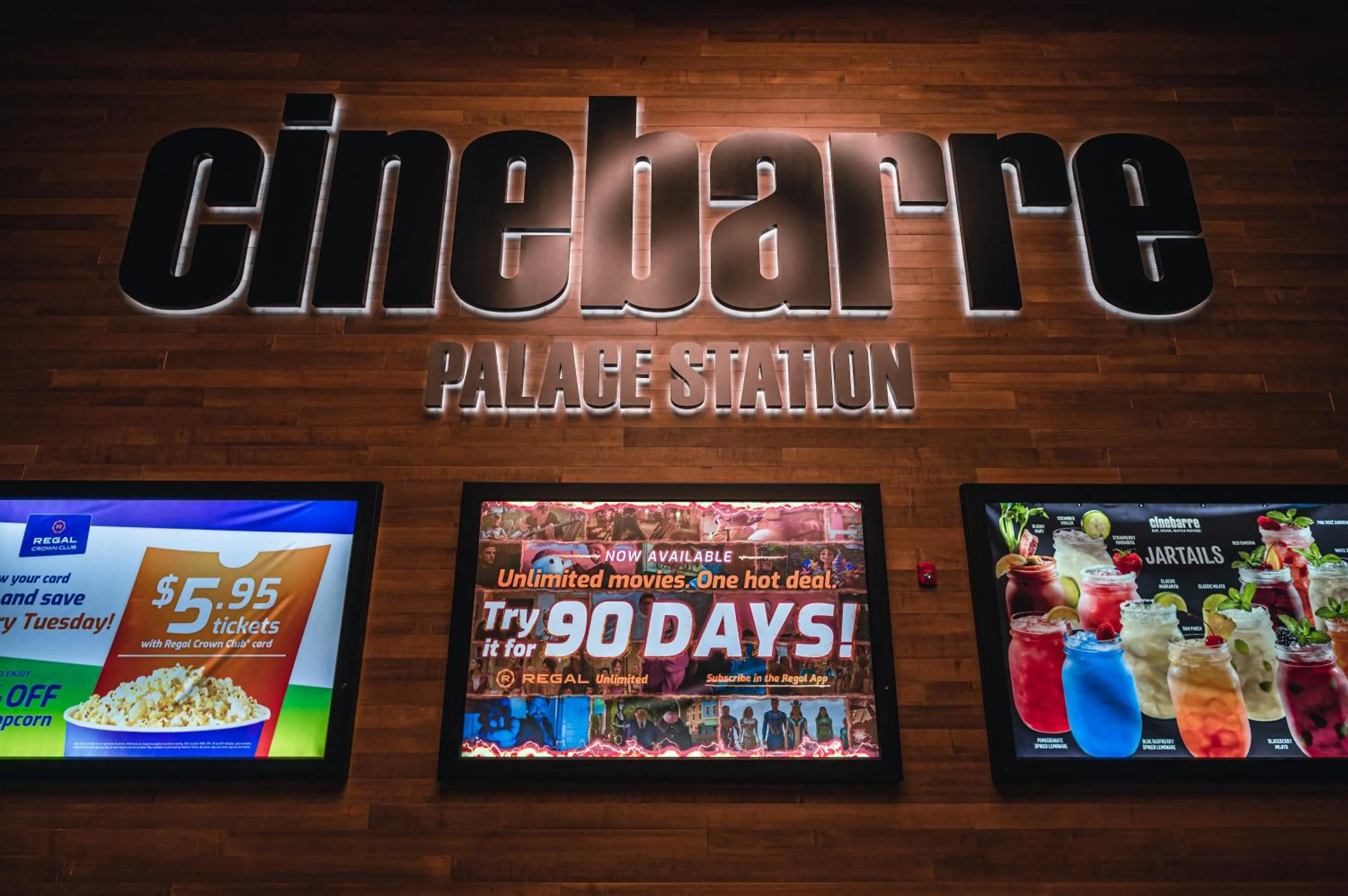 Logo/Certificate/Sign in Palace Station Hotel & Casino