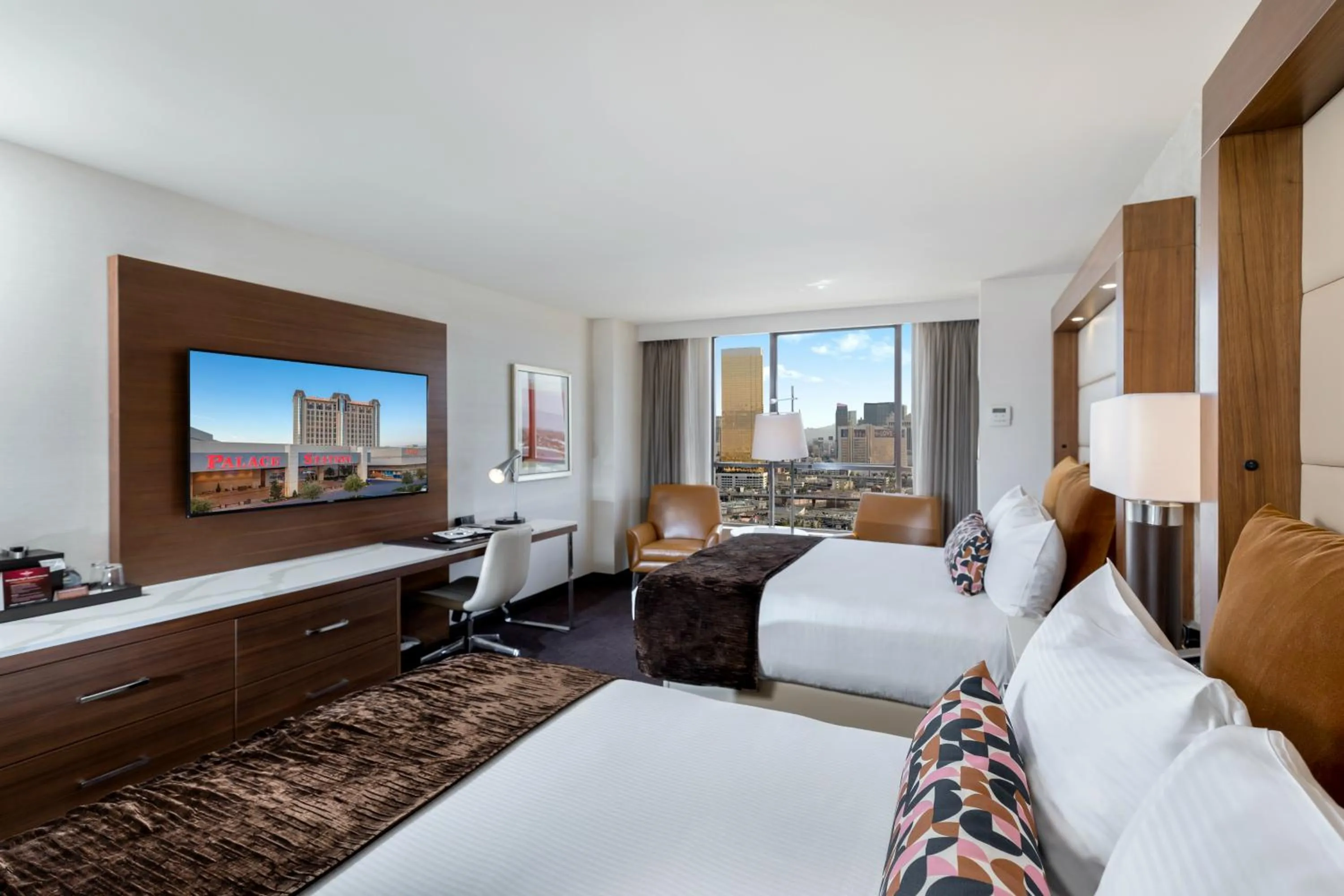 TV and multimedia, Bed in Palace Station Hotel & Casino