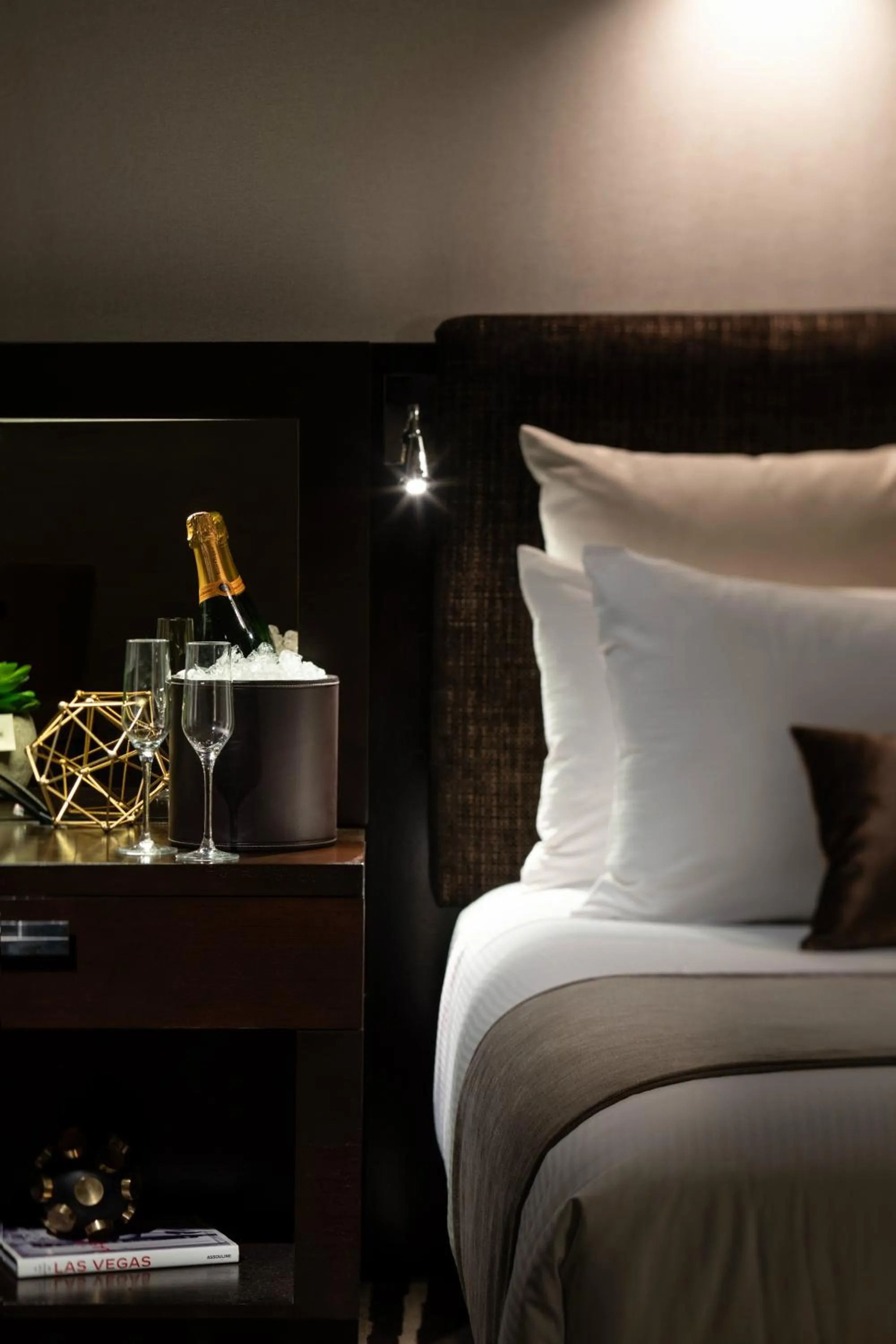 Bedroom, Bed in Red Rock Casino Resort & Spa