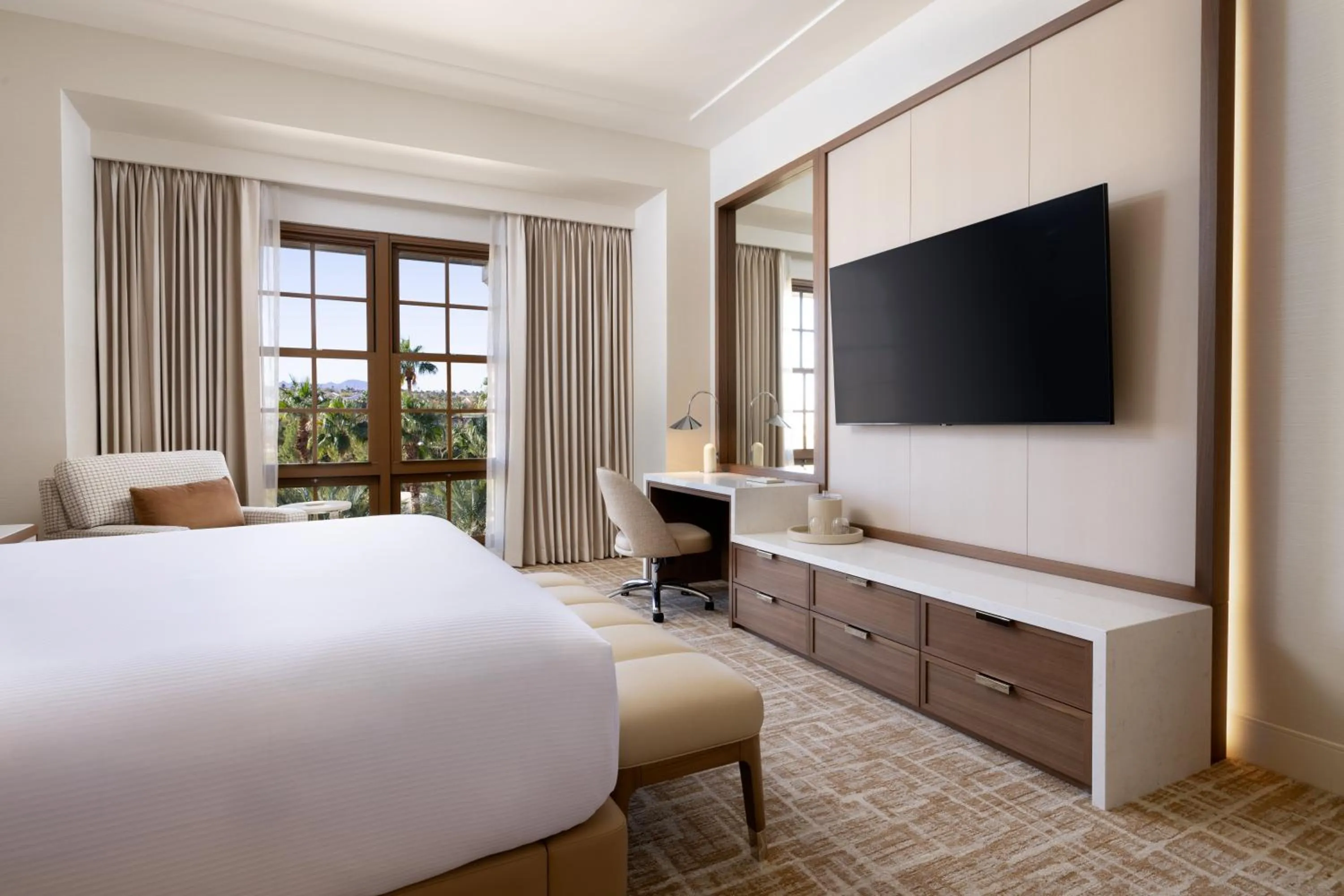 Photo of the whole room, Bed in Green Valley Ranch Resort Spa Casino