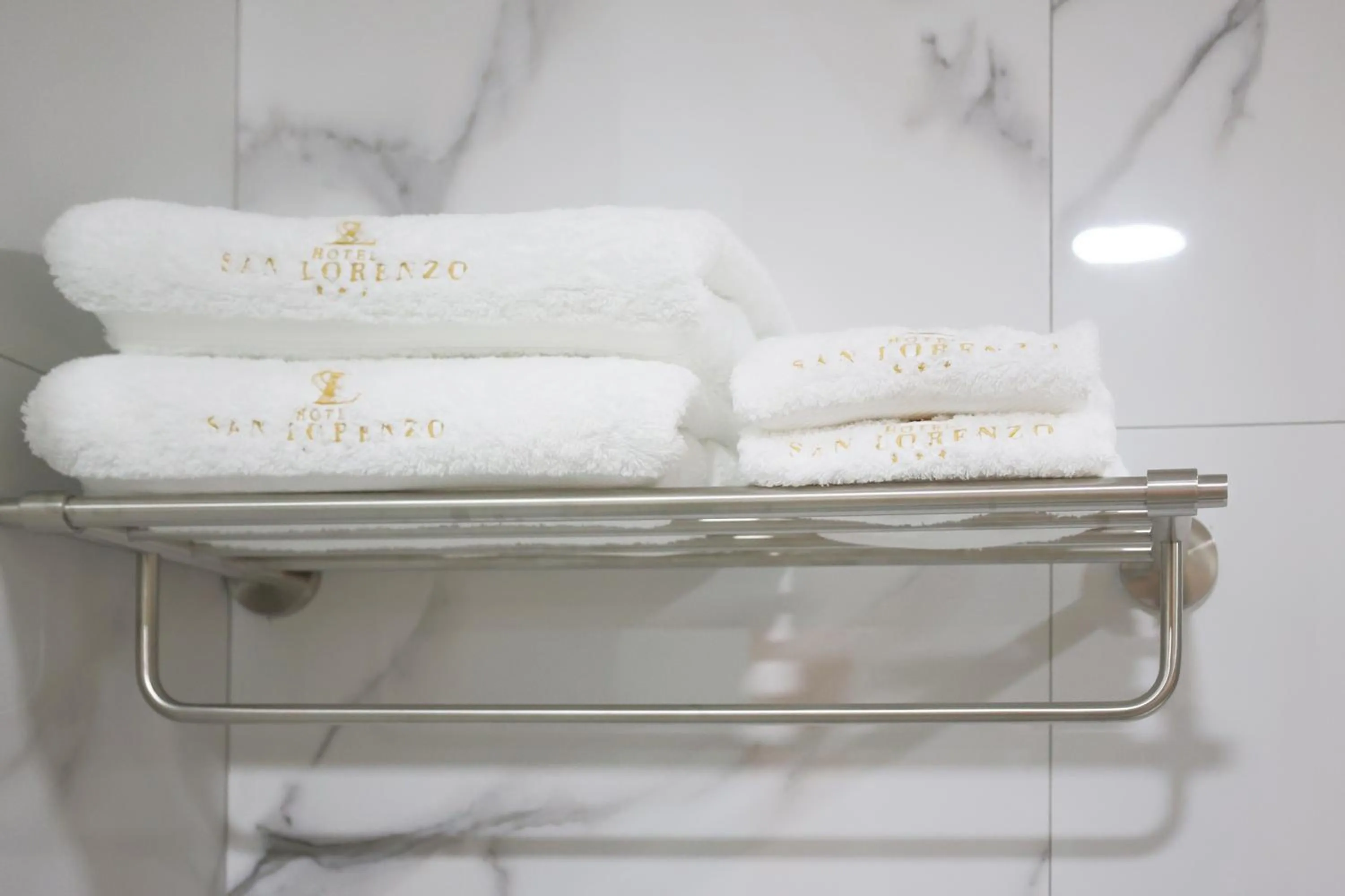 Bathroom in Hotel San Lorenzo