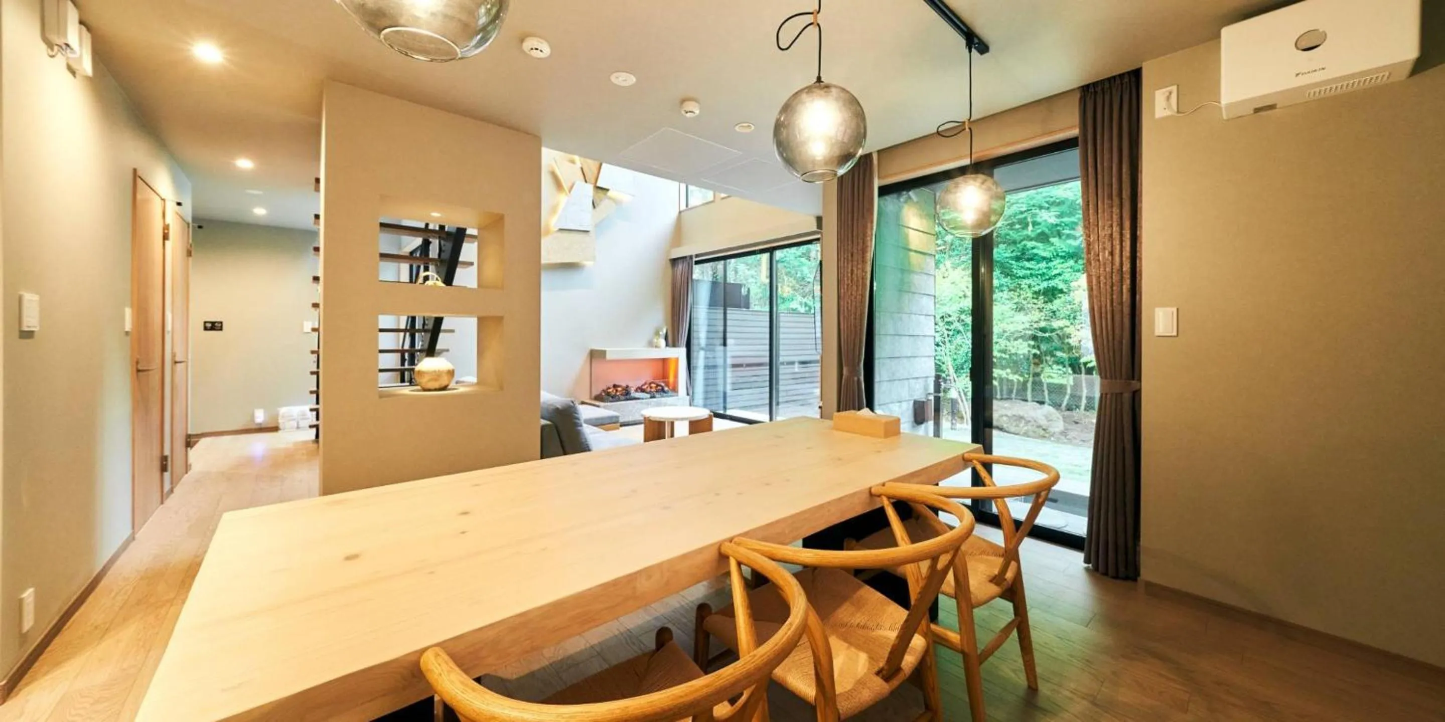 Dining area in Rakuten STAY VILLA Hakone Sengokuhara