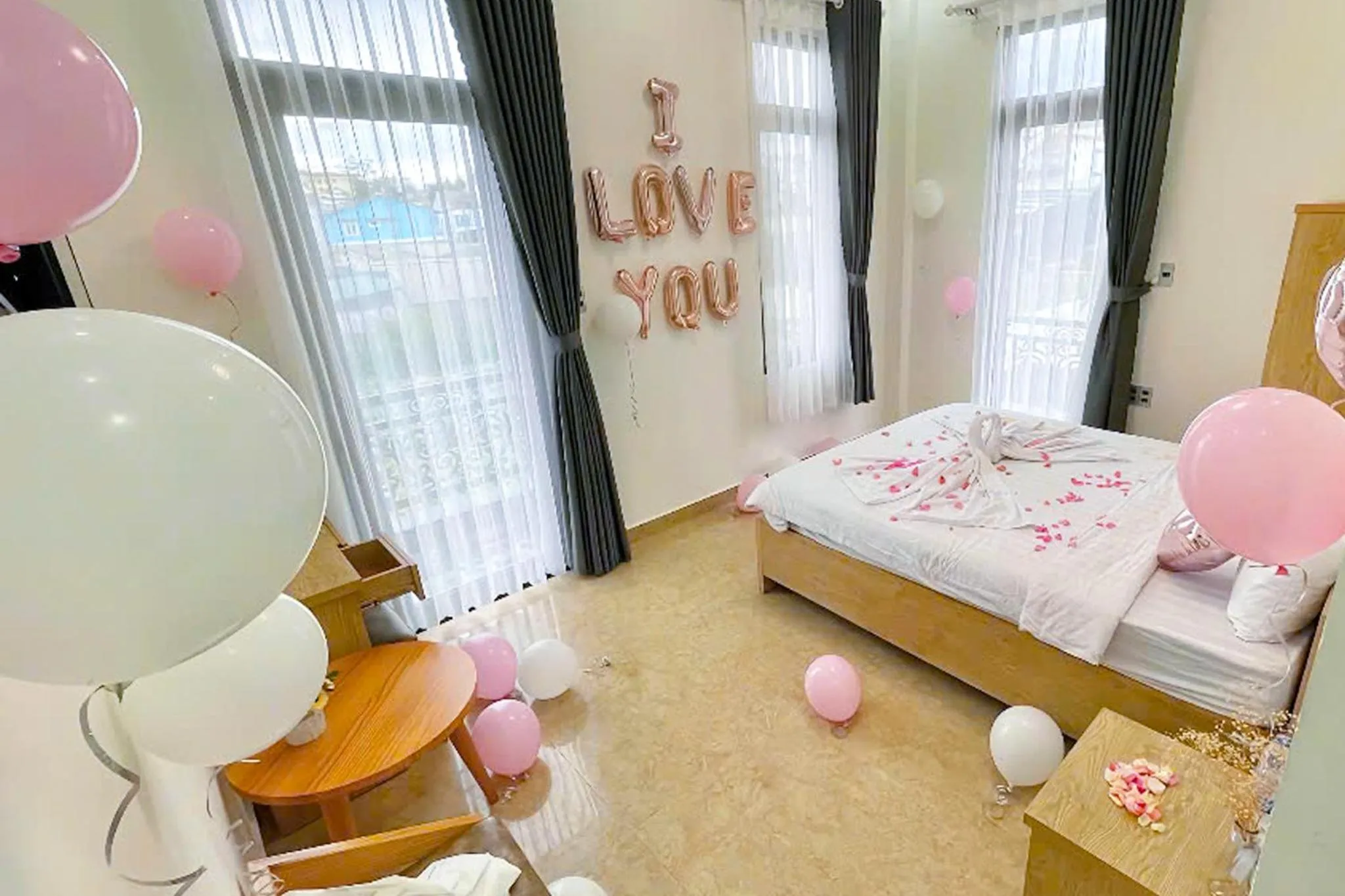 Bed in Mai DiaMond Hotel