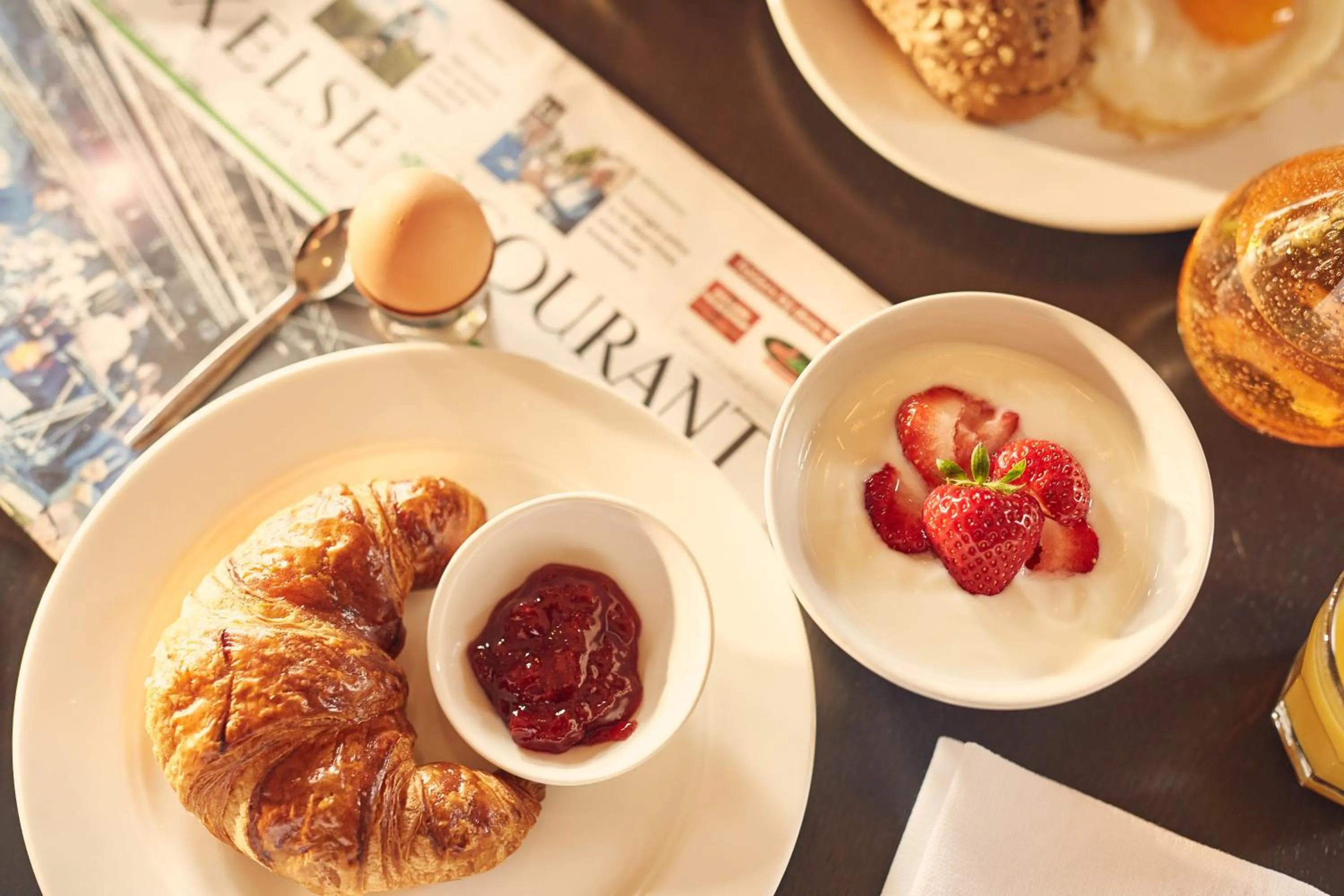 Breakfast in Hotel De Lindeboom