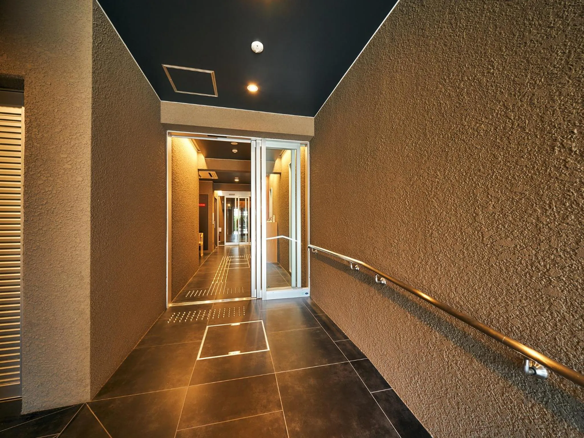 Area and facilities in Rakuten STAY Hakata Gion