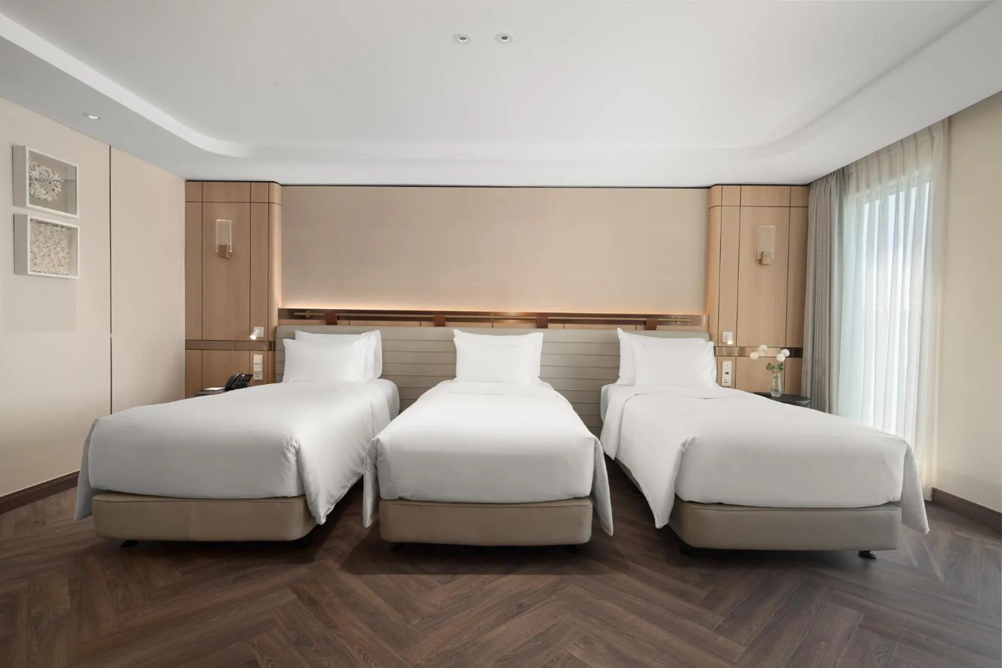 Bedroom, Bed in Grand Pioneers Halong Bay Cruise 1