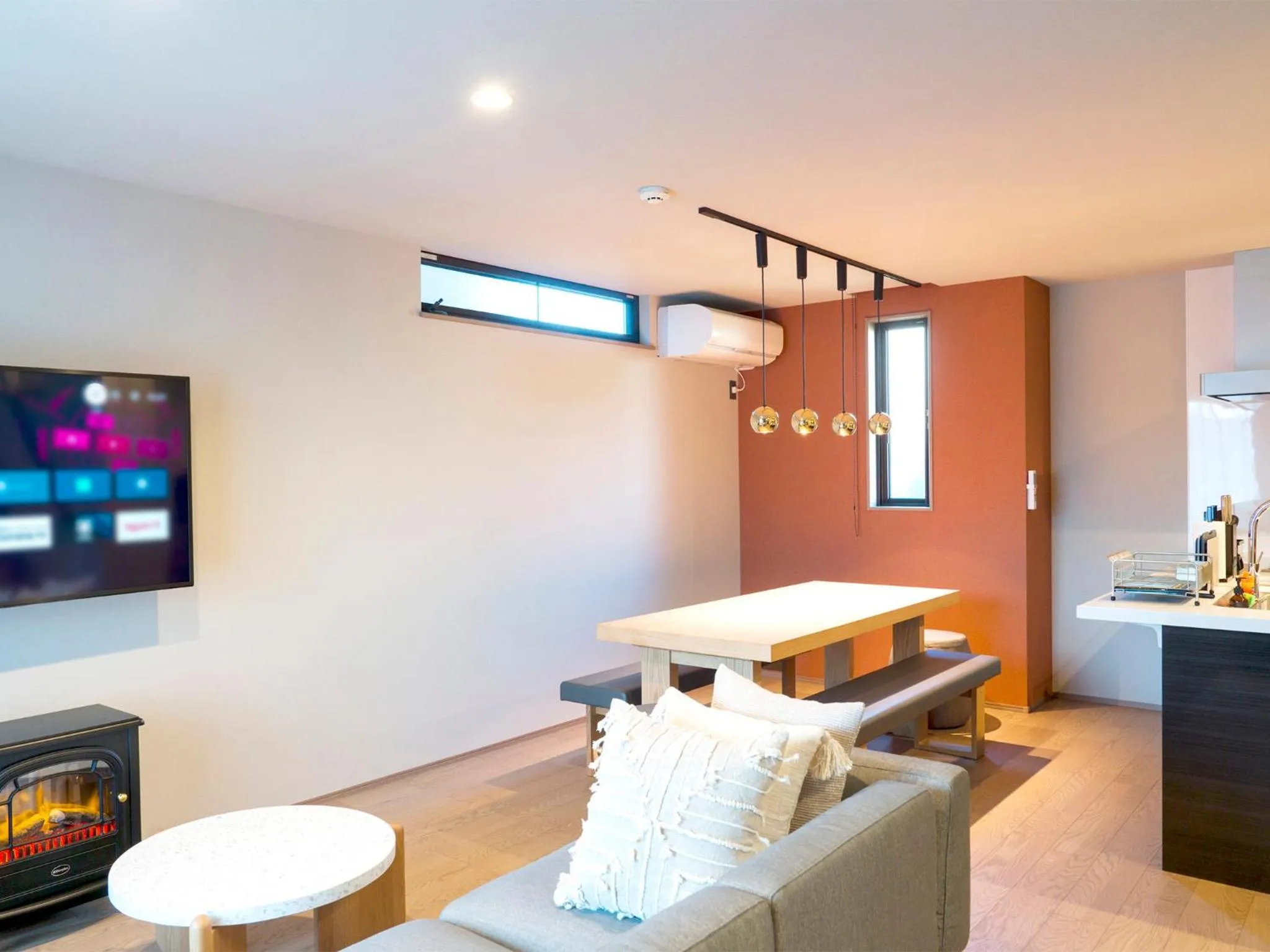 Dining area in Rakuten STAY Fuji Kawaguchiko Station