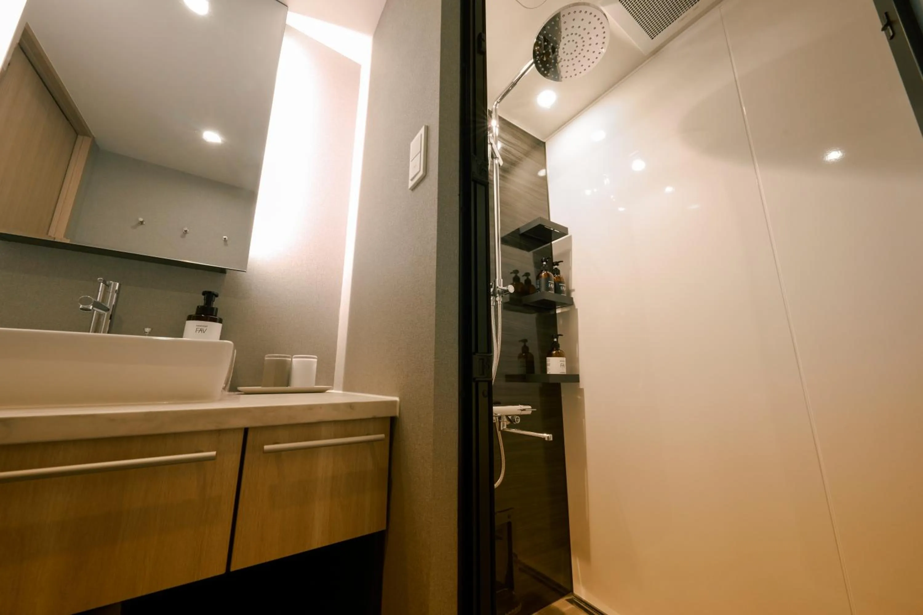 Shower in FAV LUX Nagasaki