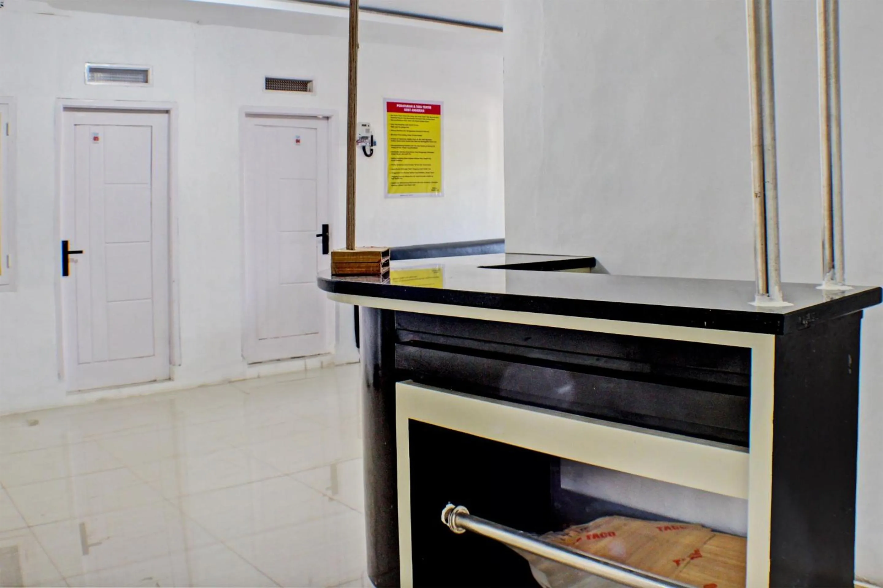 Lobby or reception in OYO Life 93138 Anugrah Kost Syariah