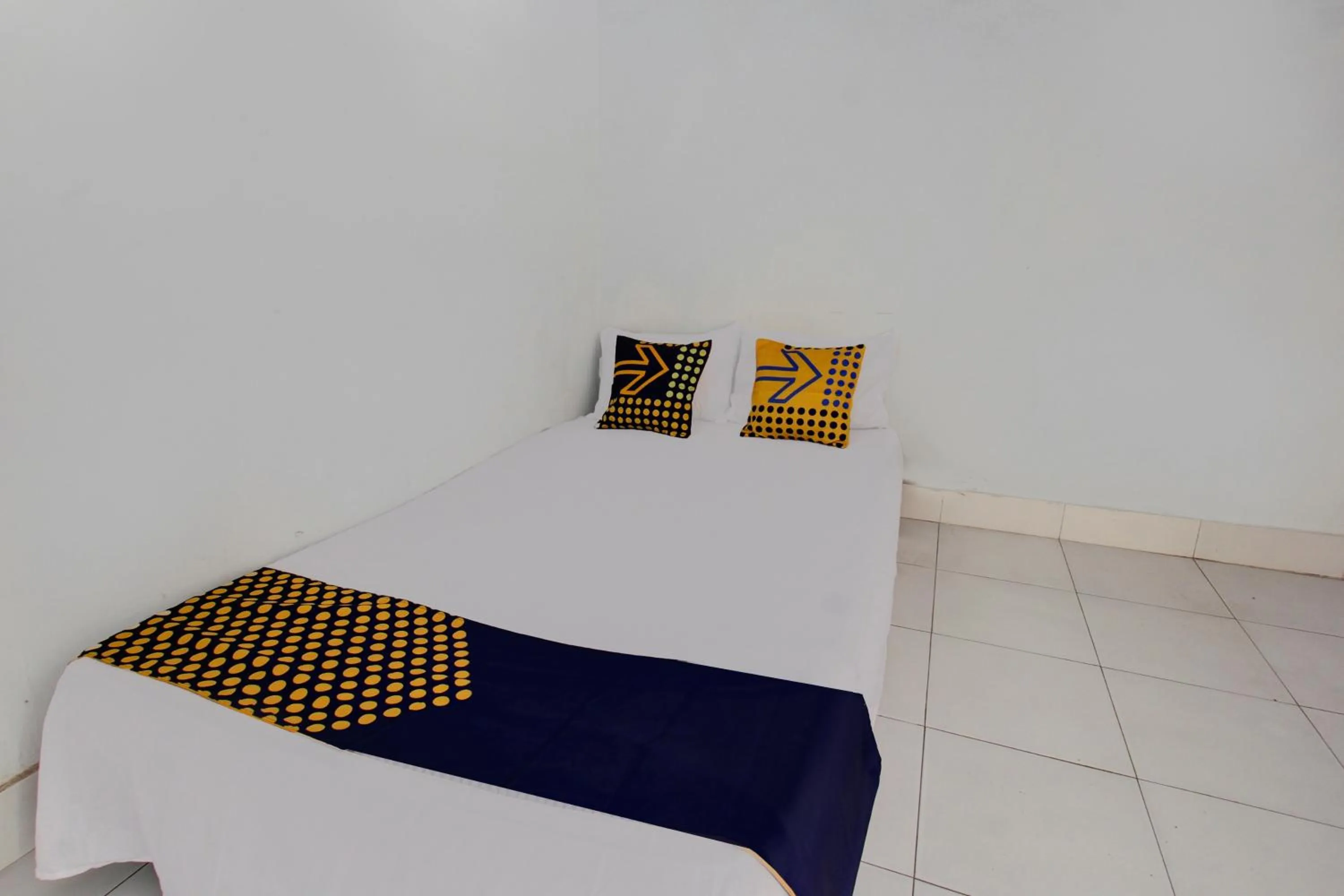 Bedroom, Bed in OYO Life 93153 Kos Jenggala