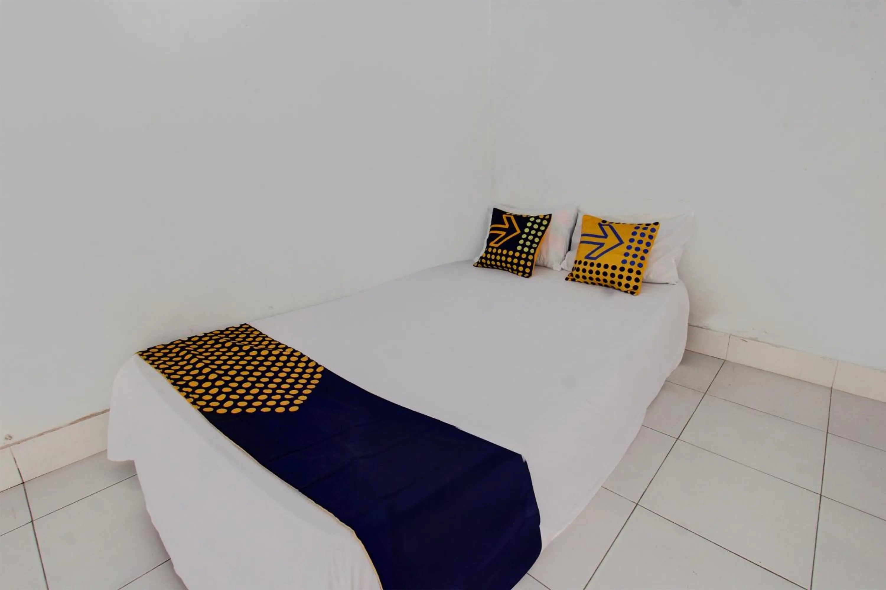 Bedroom, Bed in OYO Life 93153 Kos Jenggala