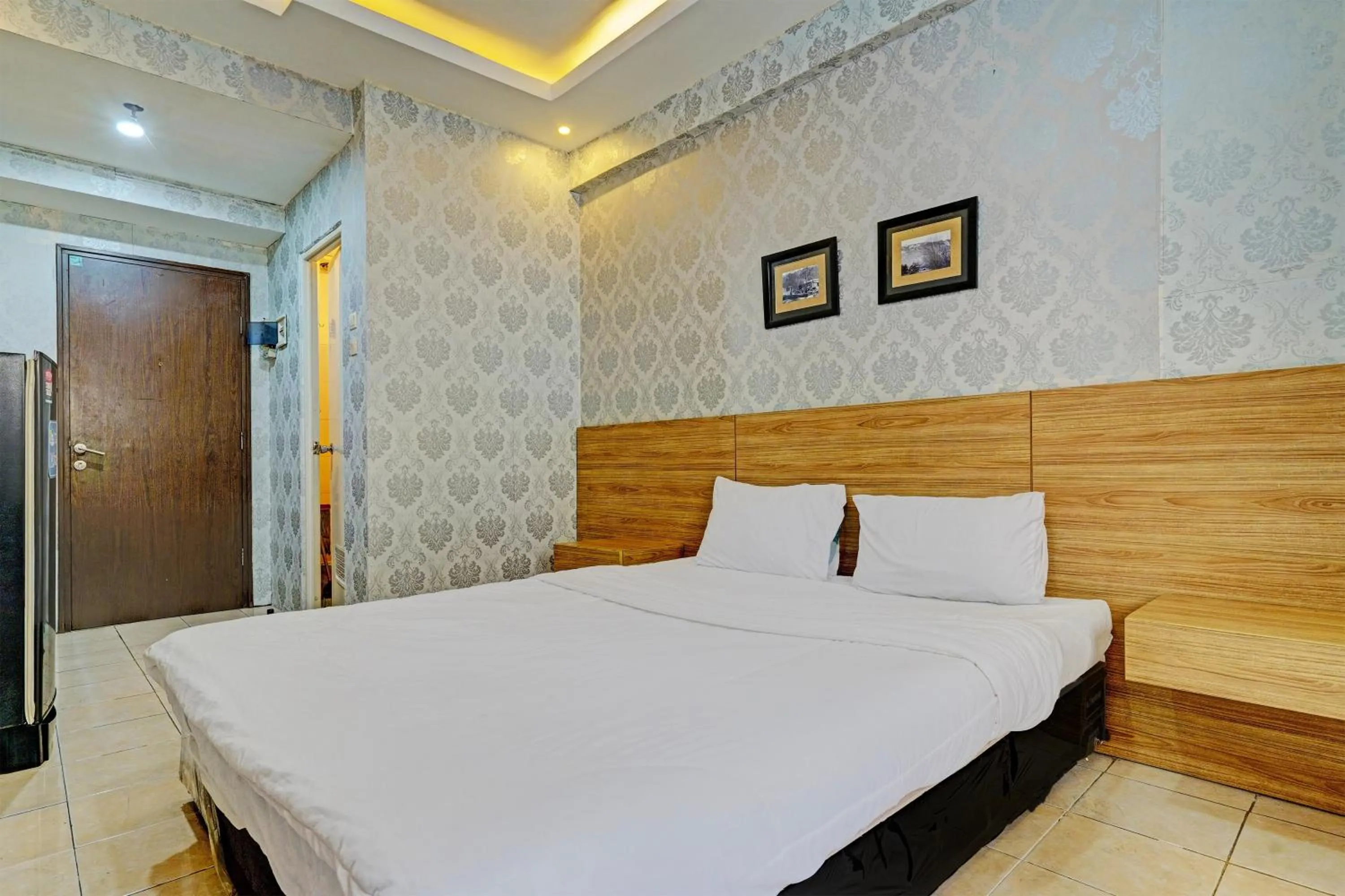 Bedroom, Bed in OYO Life 93103 Apartement Gateway Cicadas By Fikri Room