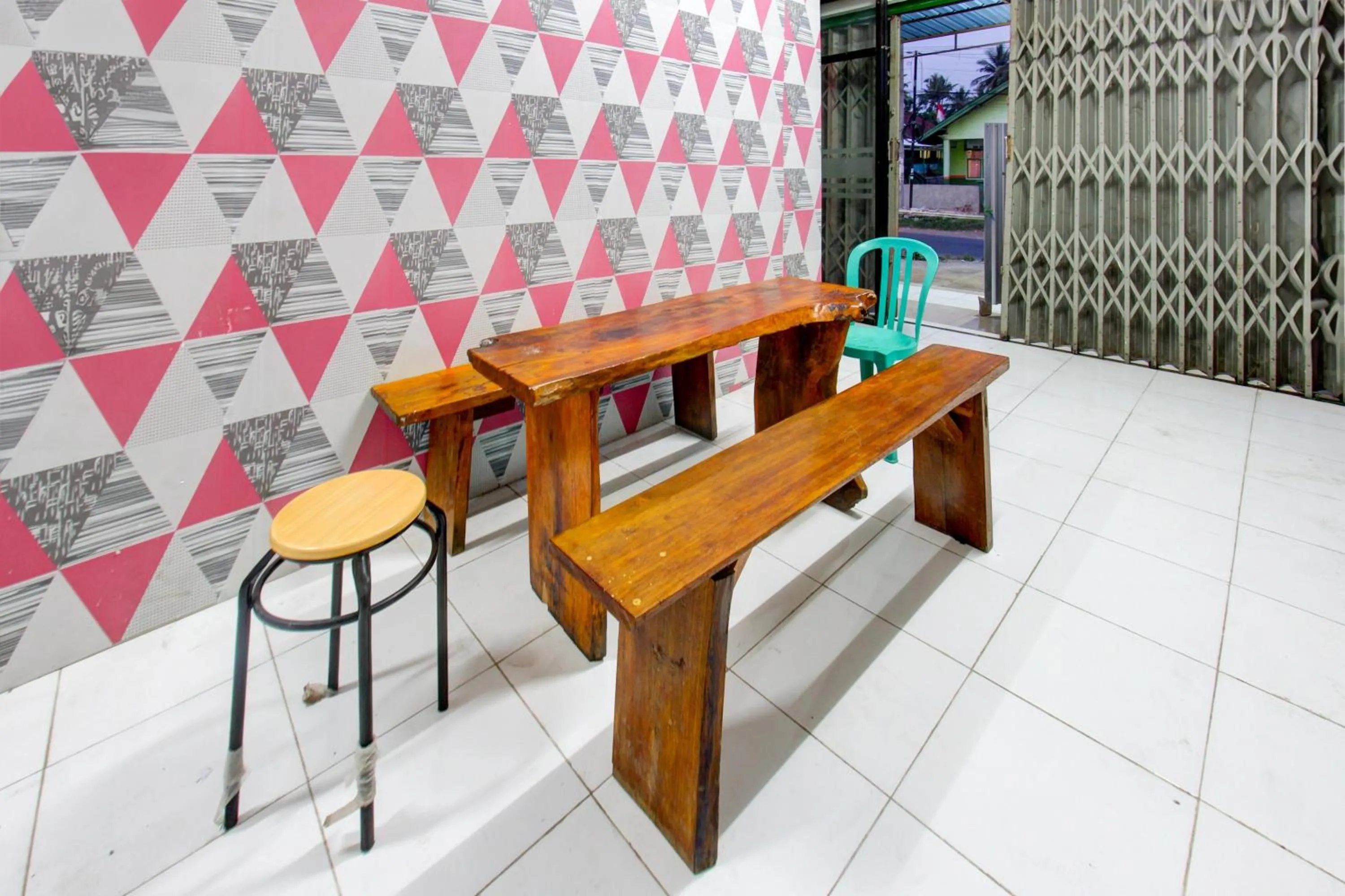 Lobby or reception in OYO Life 93157 Kos Kaloka