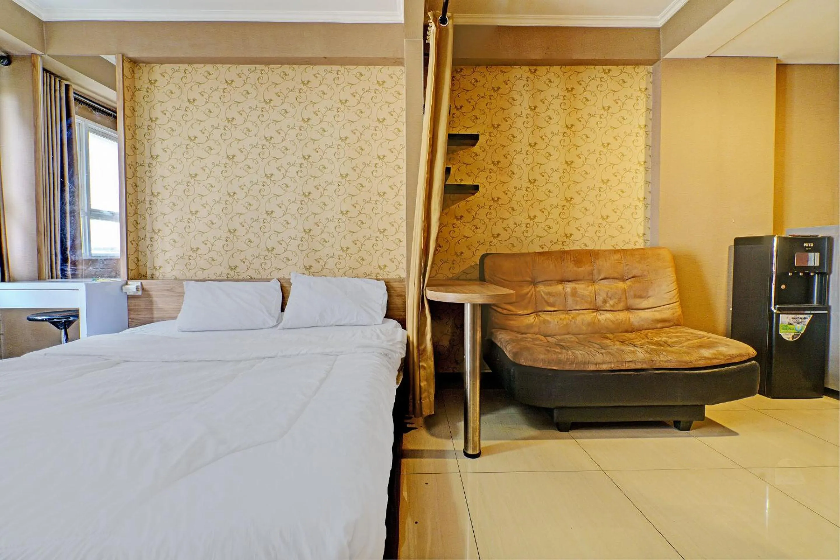 Bedroom, Bed in OYO Life 93065 Apartemen Gateway Pasteur By Glory Rent